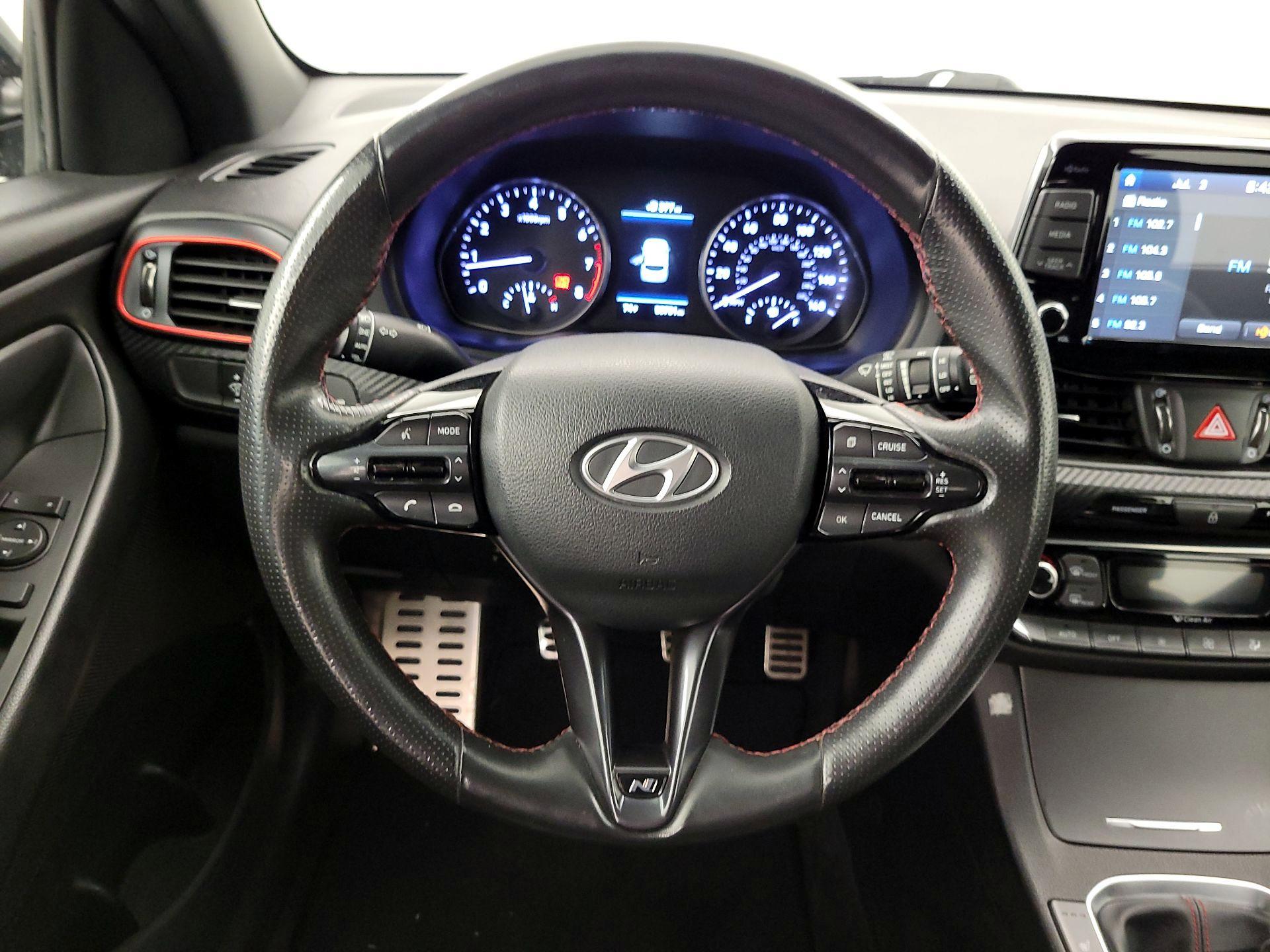 Thumbnail: 2019 Hyundai Elantra - 10