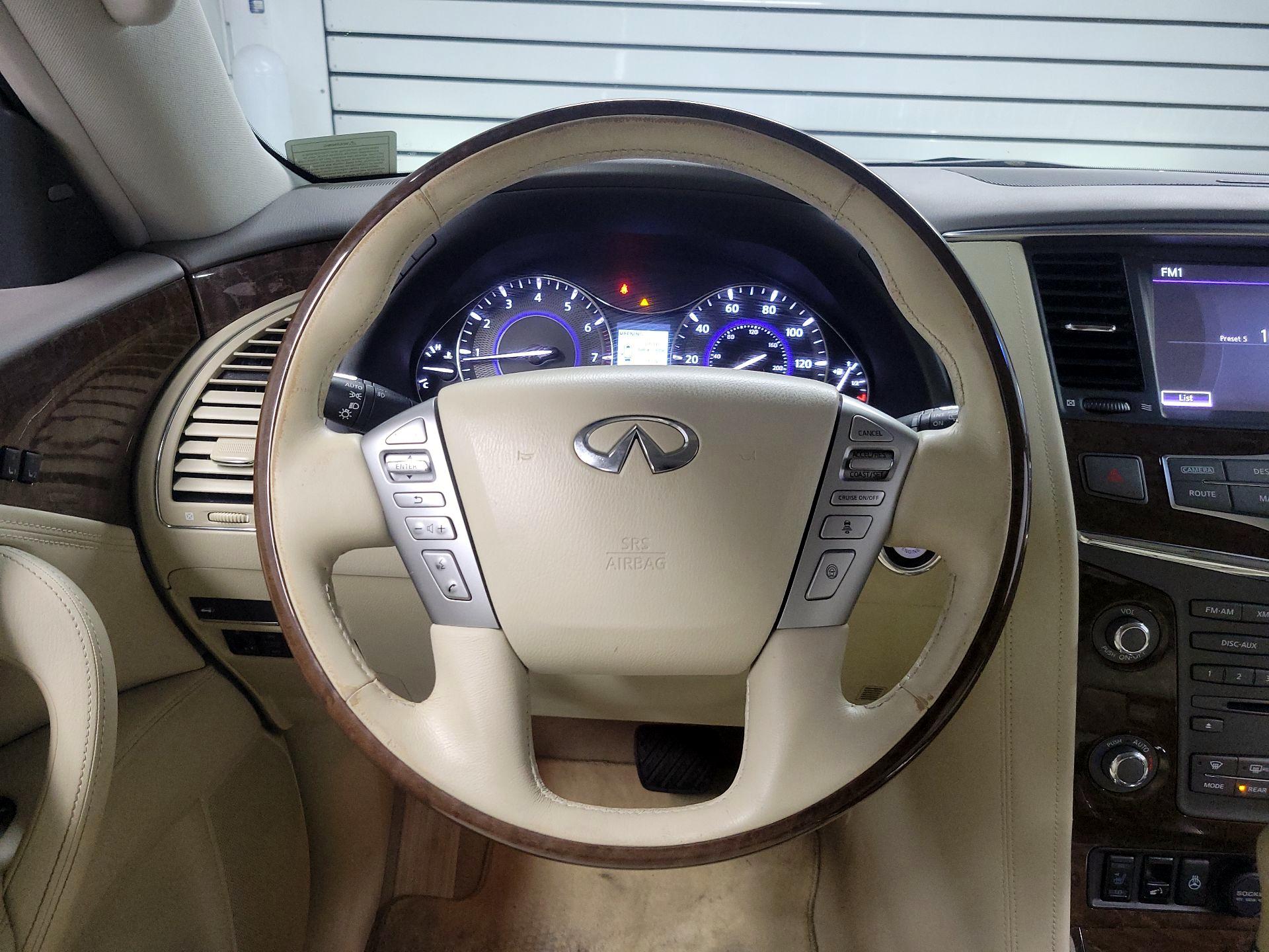 Thumbnail: 2016 INFINITI QX80 - 10