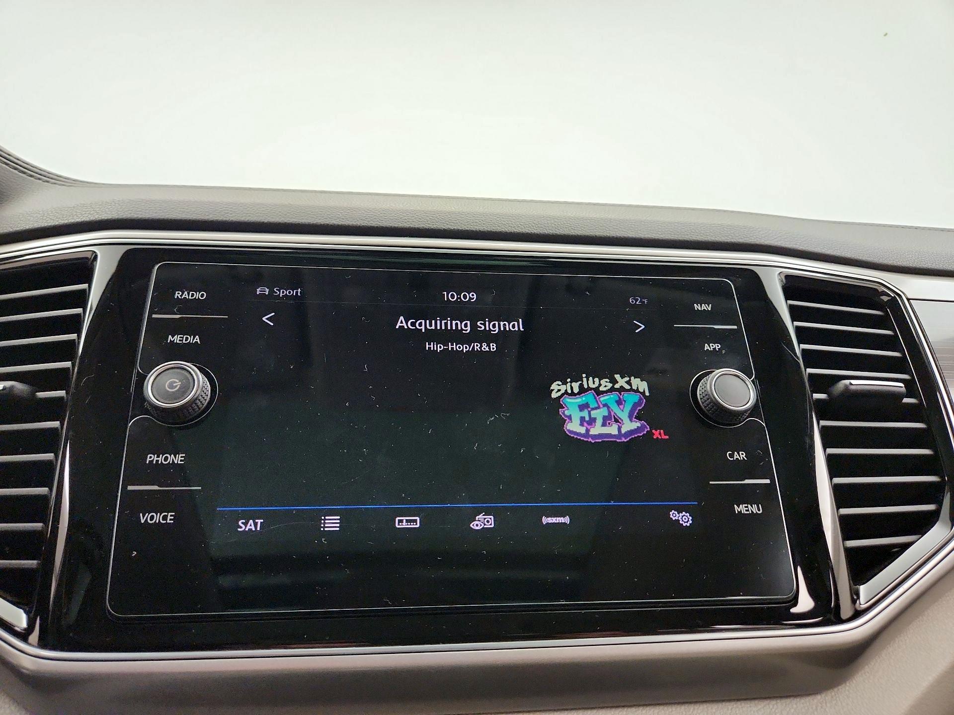 Thumbnail: 2019 Volkswagen Atlas - 16