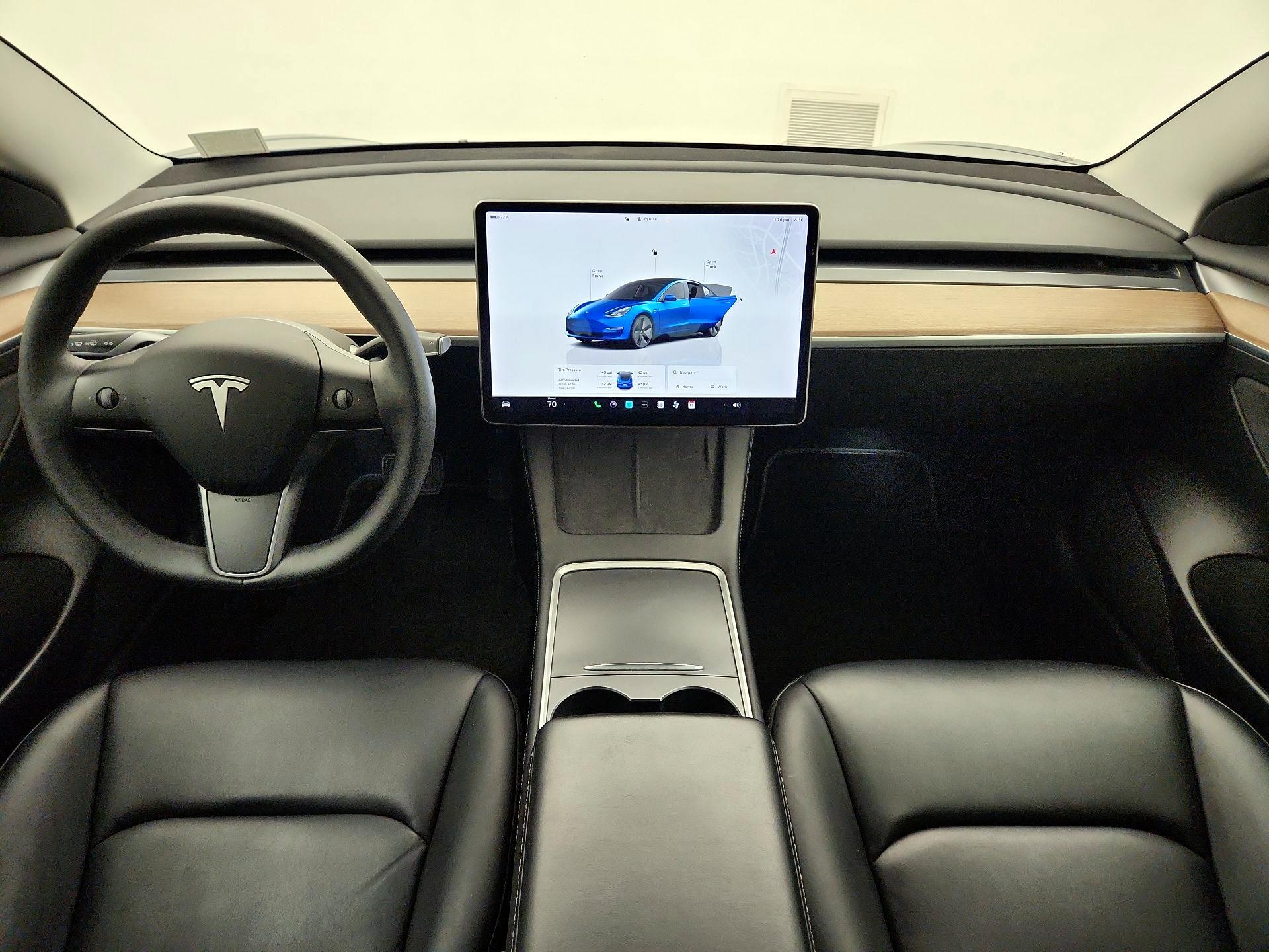 Thumbnail: 2022 Tesla Model 3 - 9