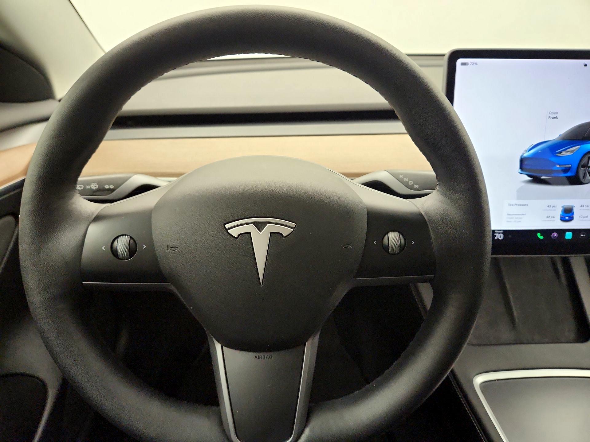 Thumbnail: 2022 Tesla Model 3 - 10