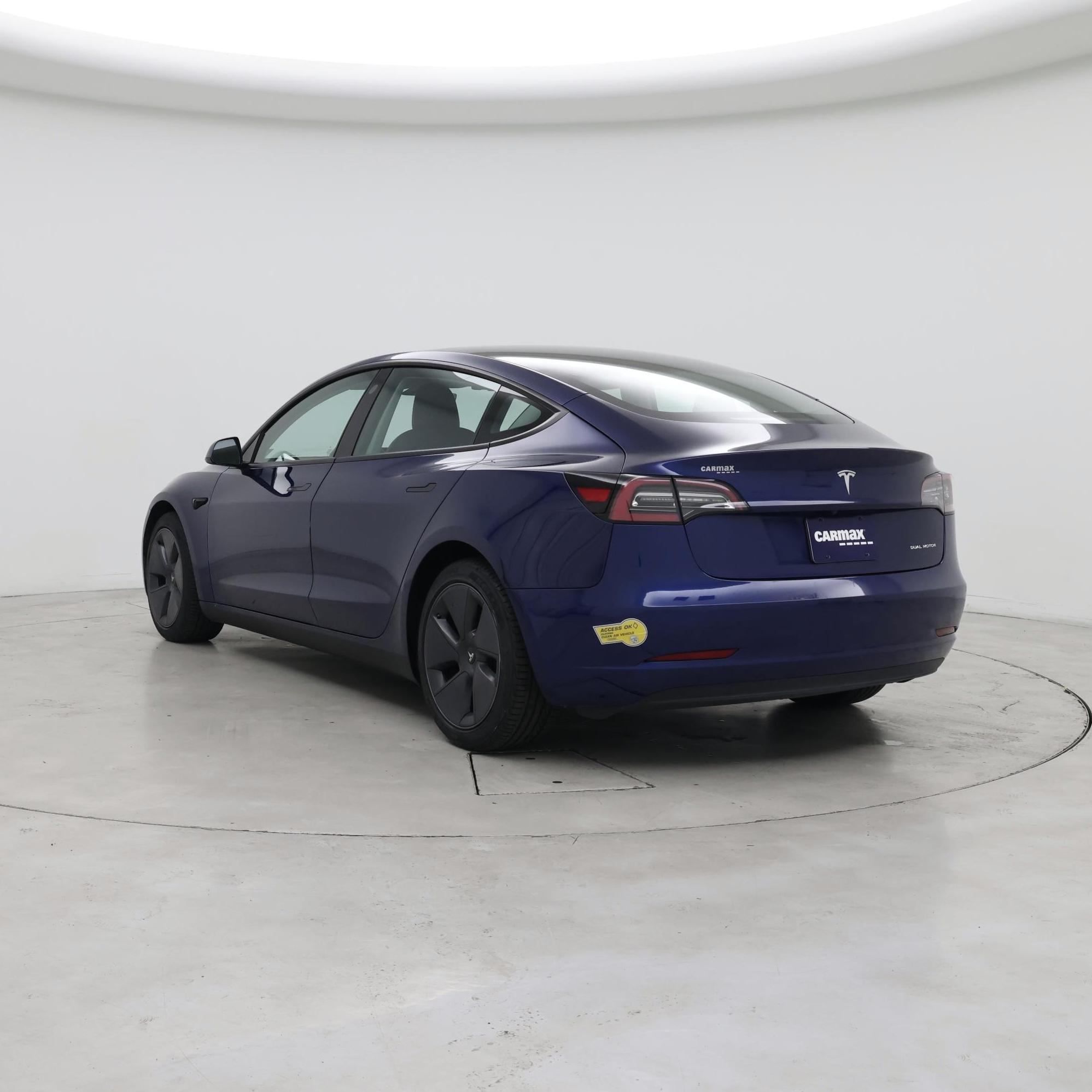 Thumbnail: 2022 Tesla Model 3 - 2
