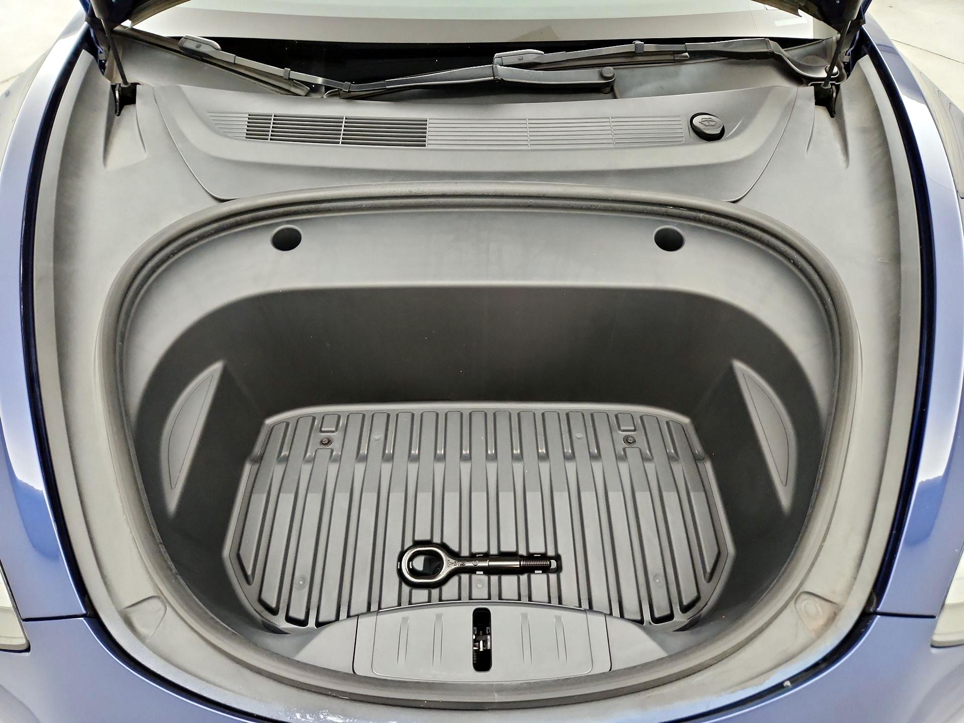 Thumbnail: 2022 Tesla Model 3 - 20