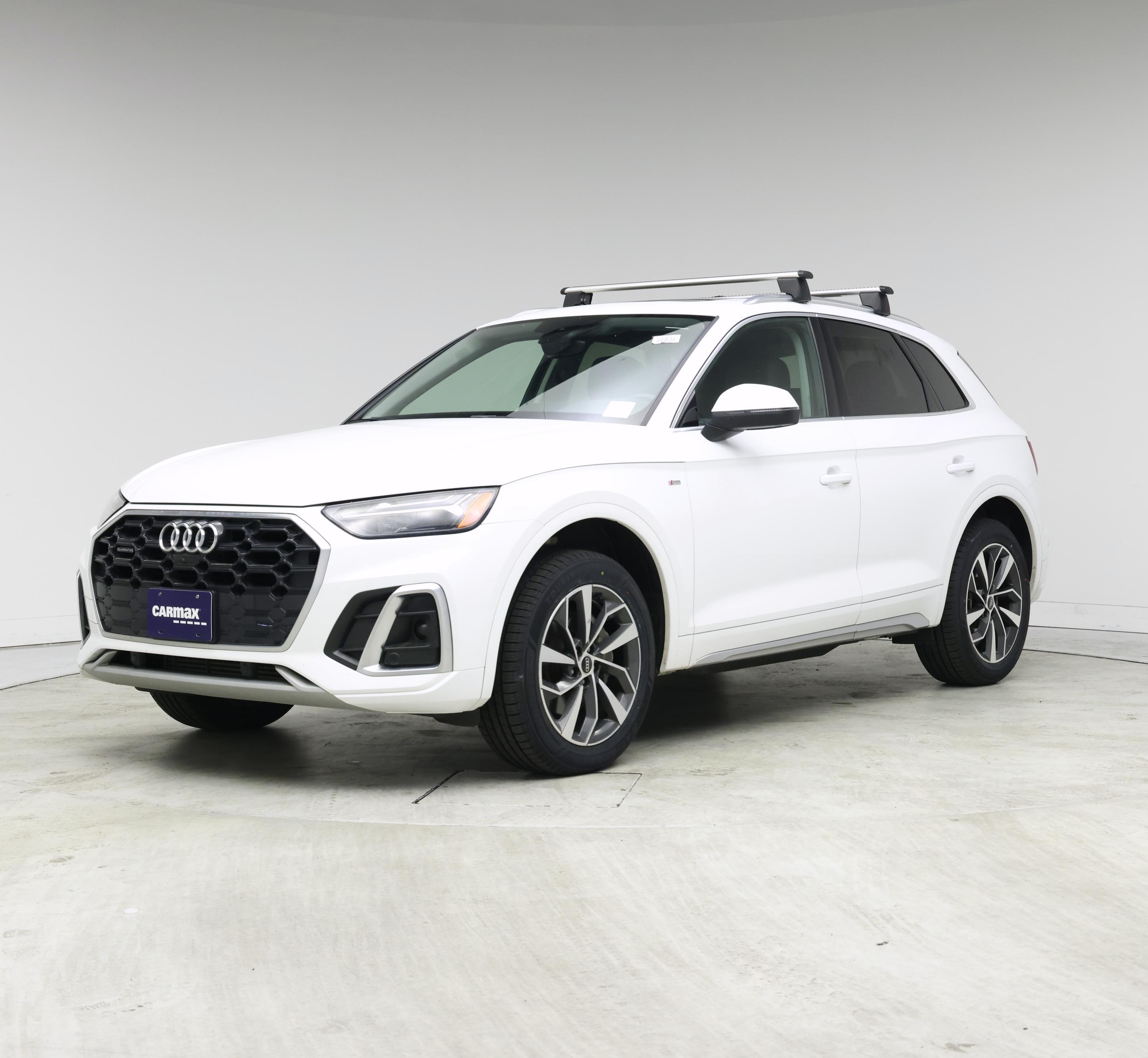 Thumbnail: 2023 Audi Q5 - 4