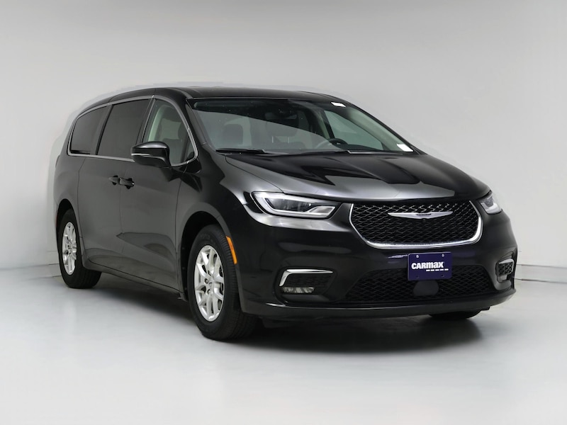 2023 Chrysler Pacifica Touring L -
                  Murrieta, CA