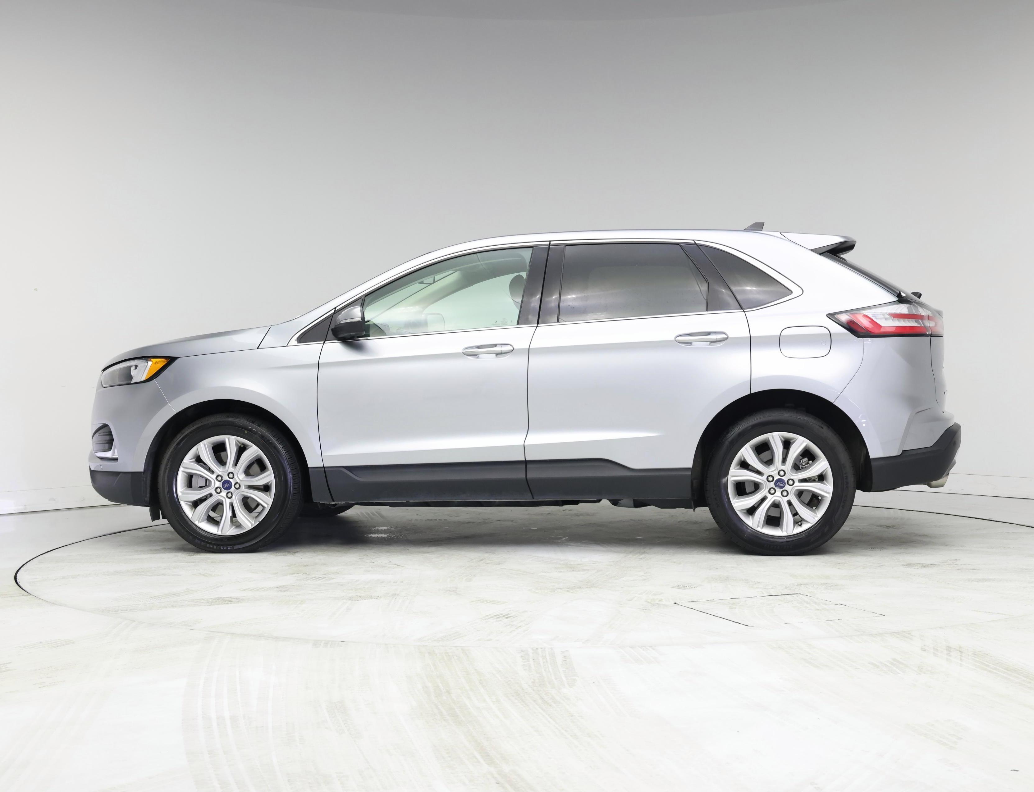 Thumbnail: 2022 Ford Edge - 3