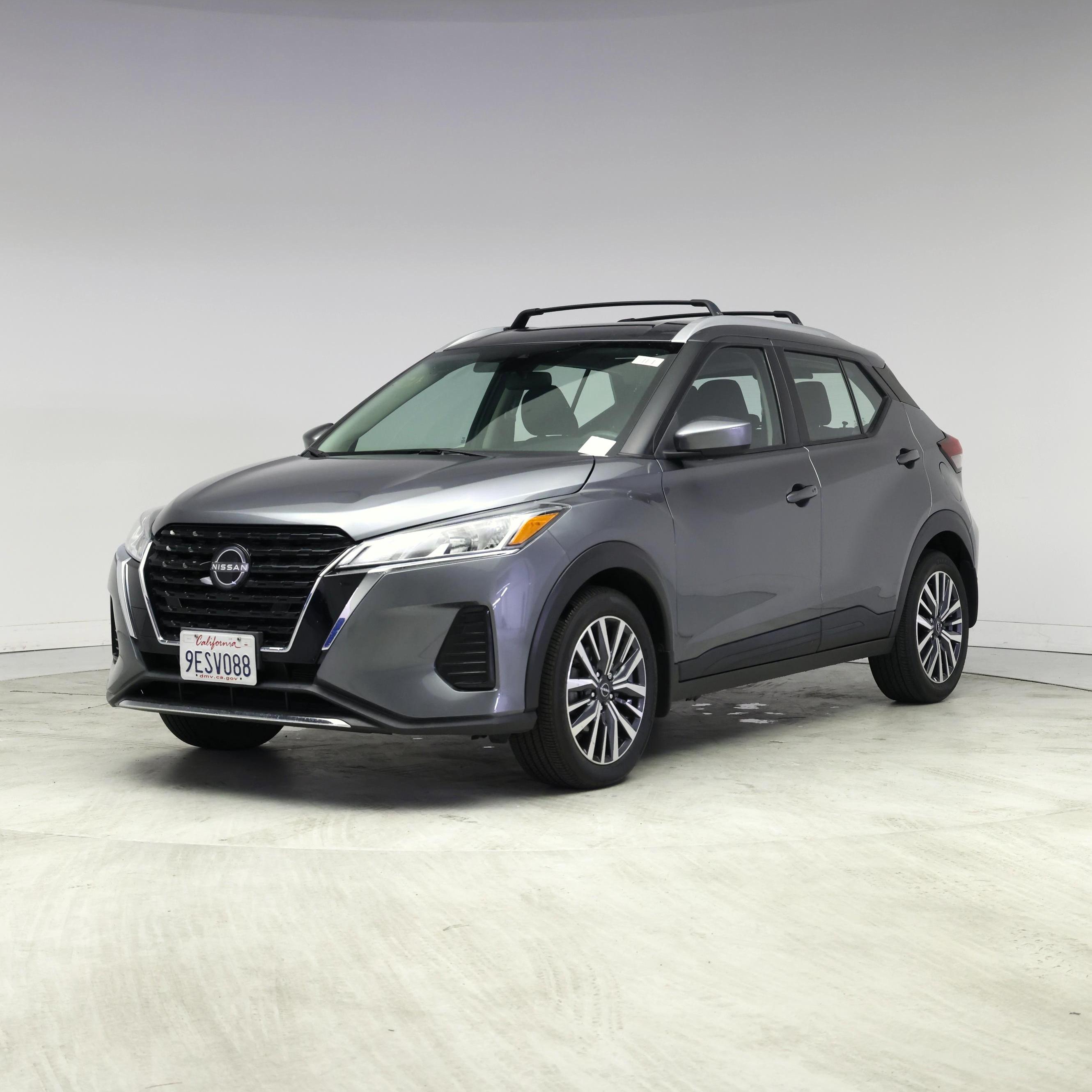 Thumbnail: 2023 Nissan Kicks - 4