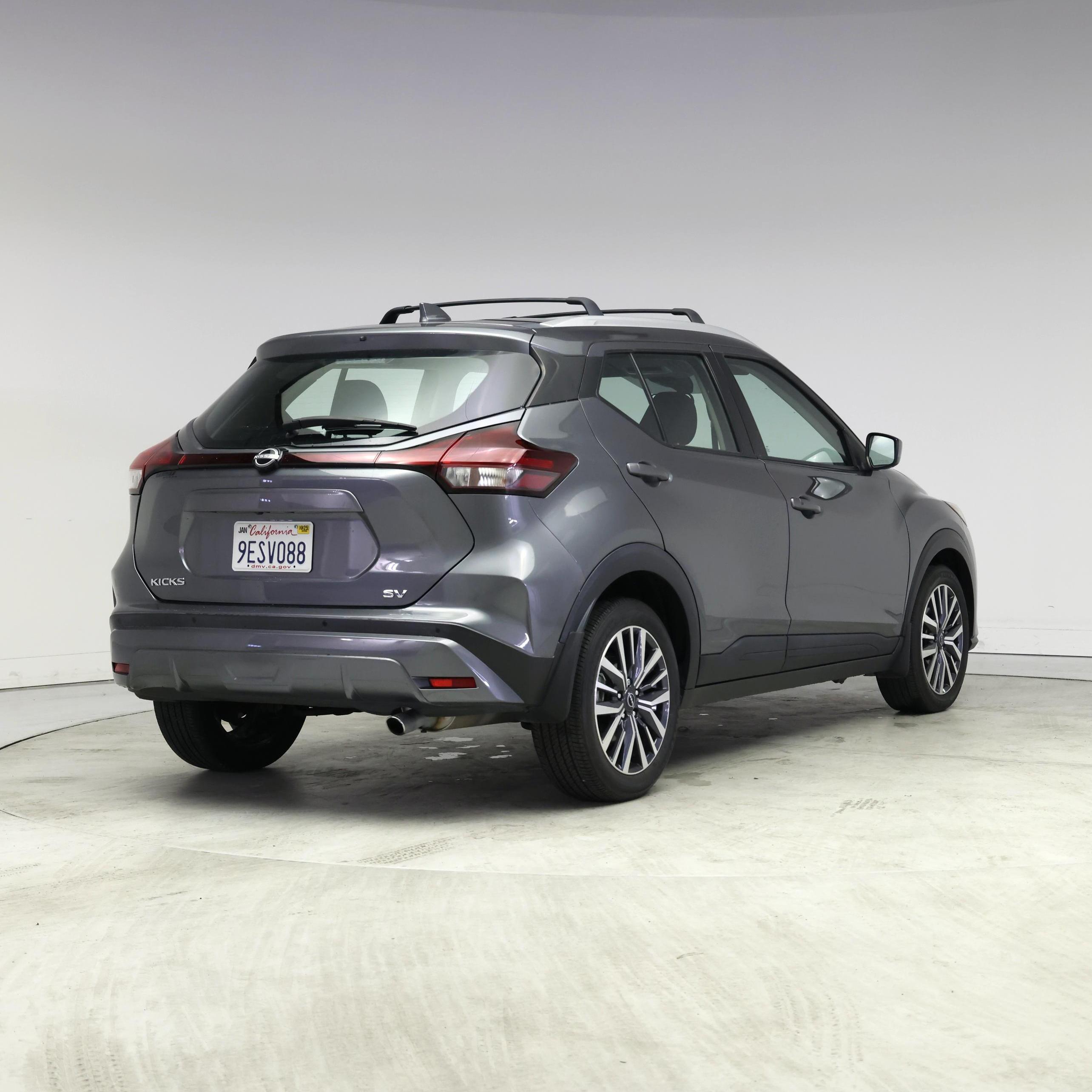 Thumbnail: 2023 Nissan Kicks - 8