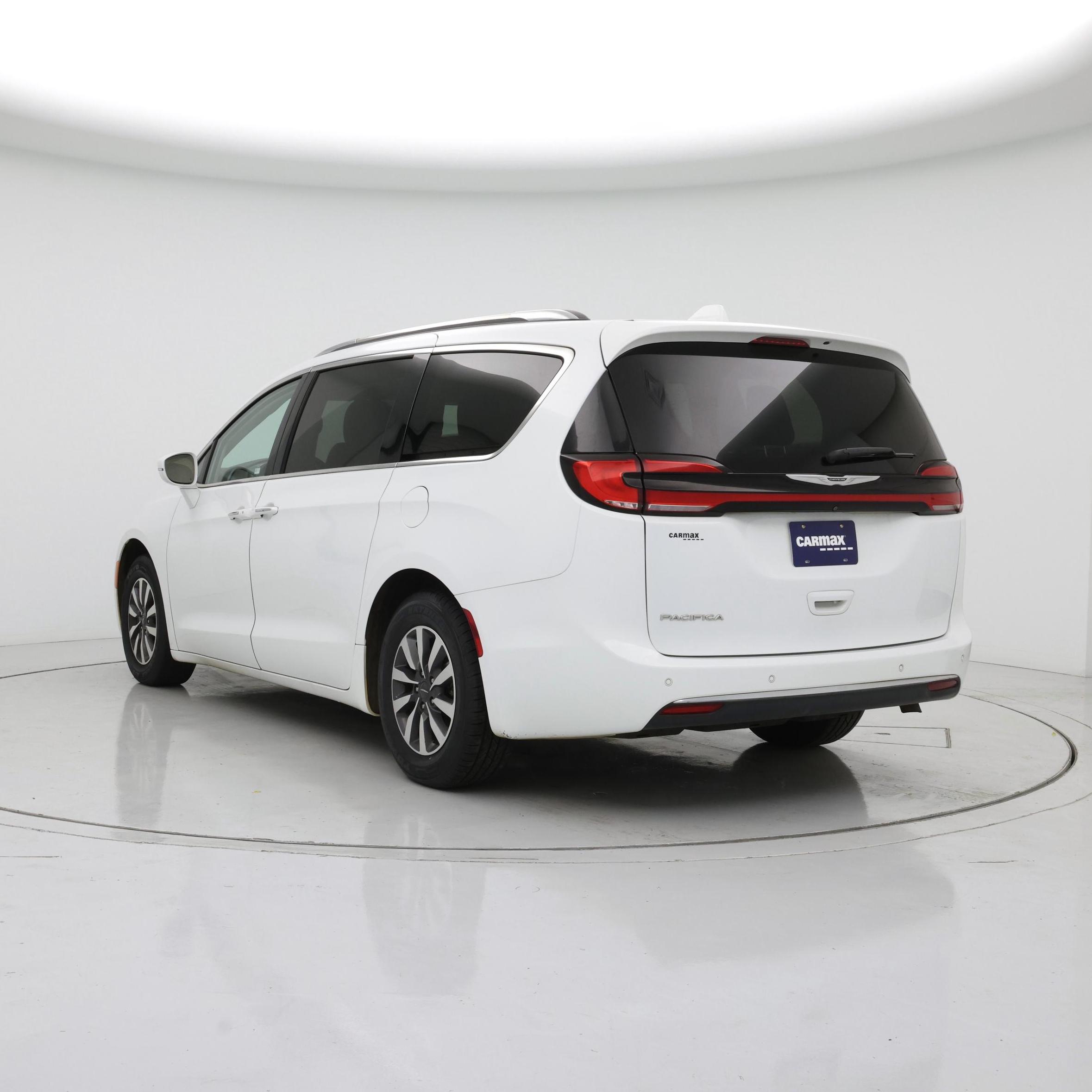 Thumbnail: 2021 Chrysler Pacifica - 2