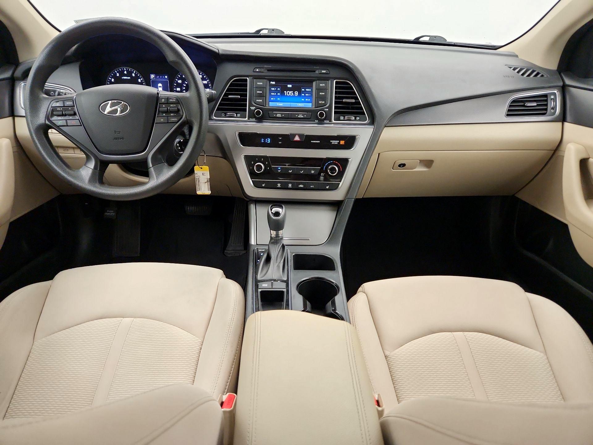 Thumbnail: 2015 Hyundai Sonata - 9