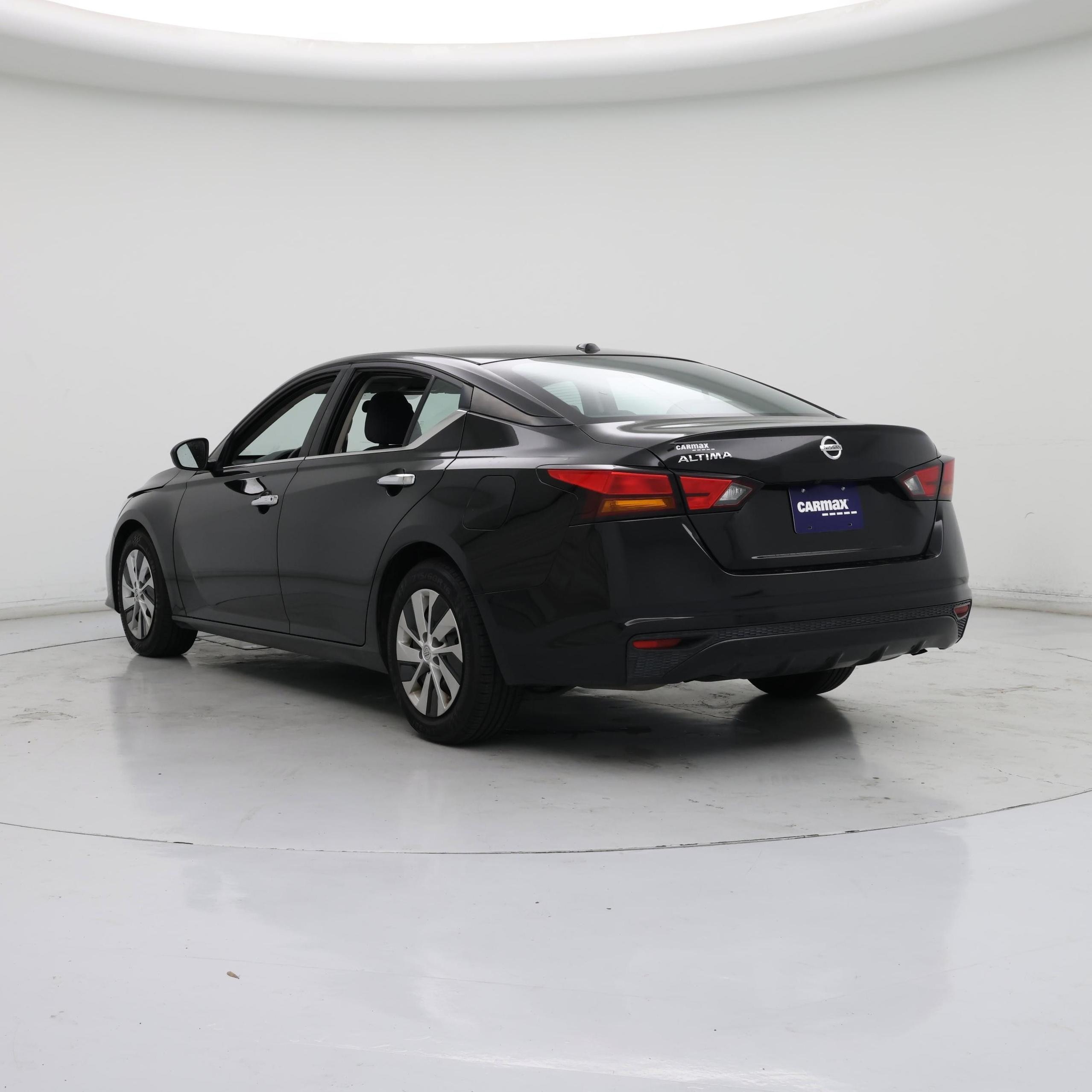 Thumbnail: 2020 Nissan Altima - 2
