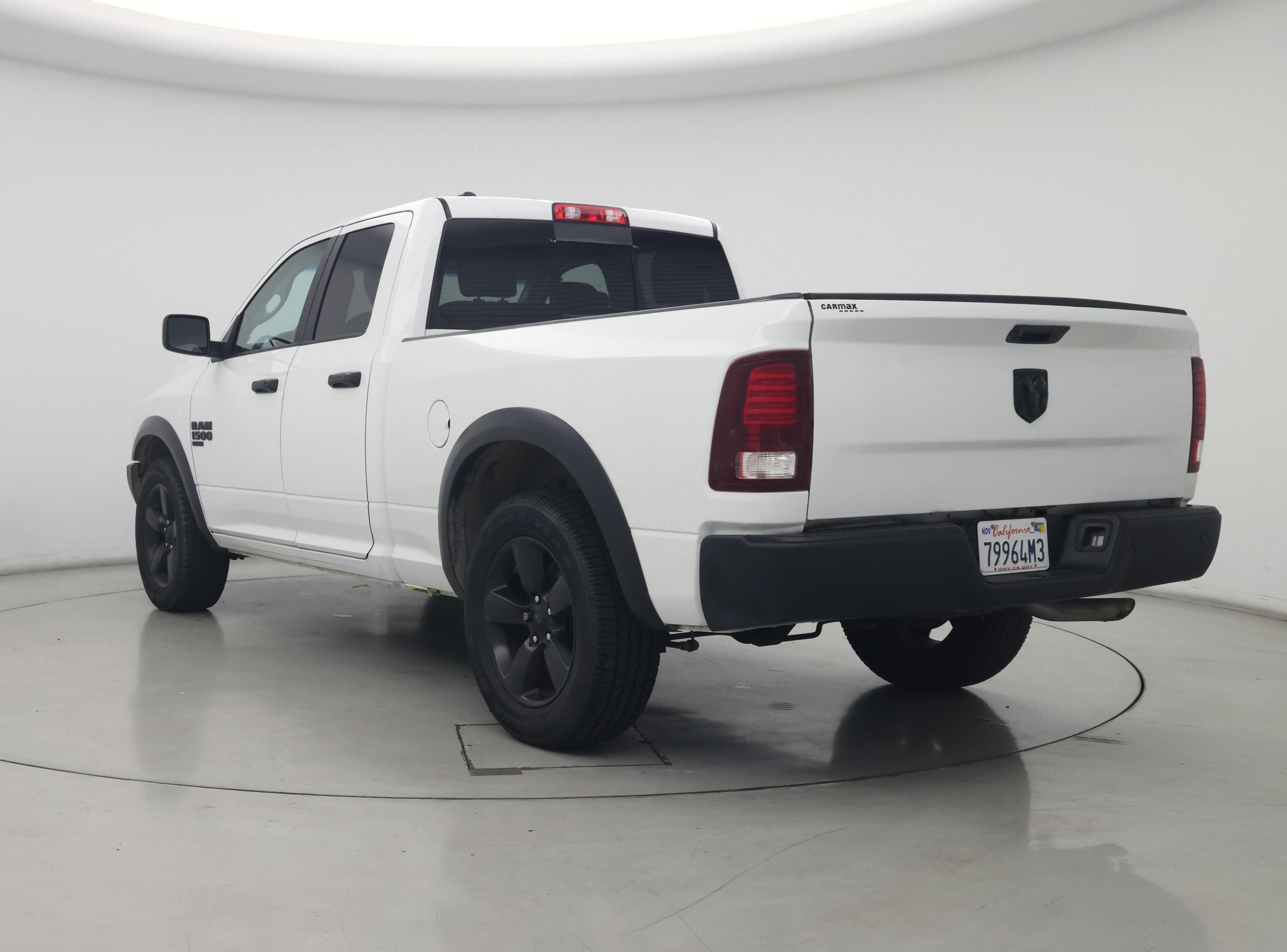 Thumbnail: 2020 RAM 1500 Classic - 2