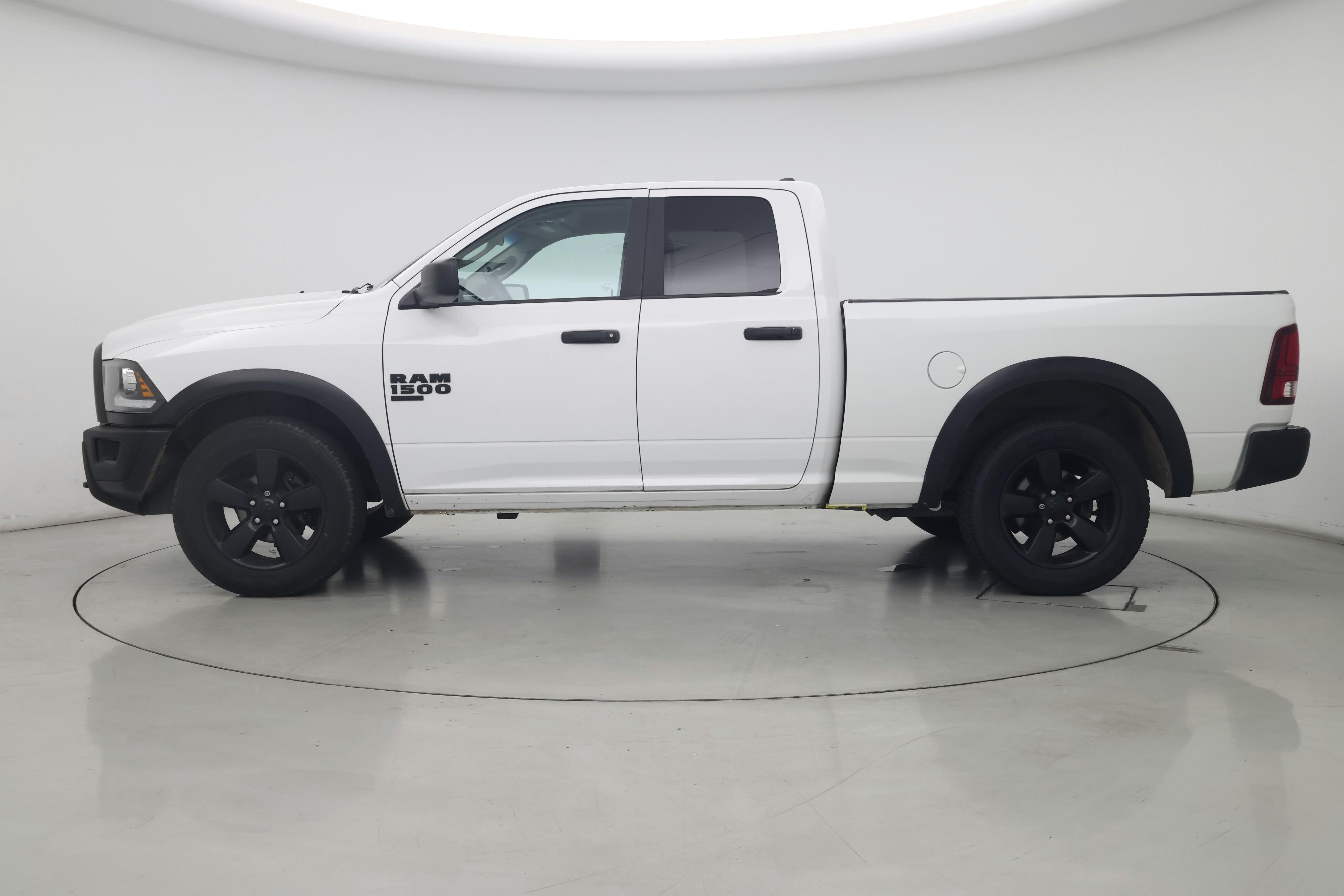 Thumbnail: 2020 RAM 1500 Classic - 3