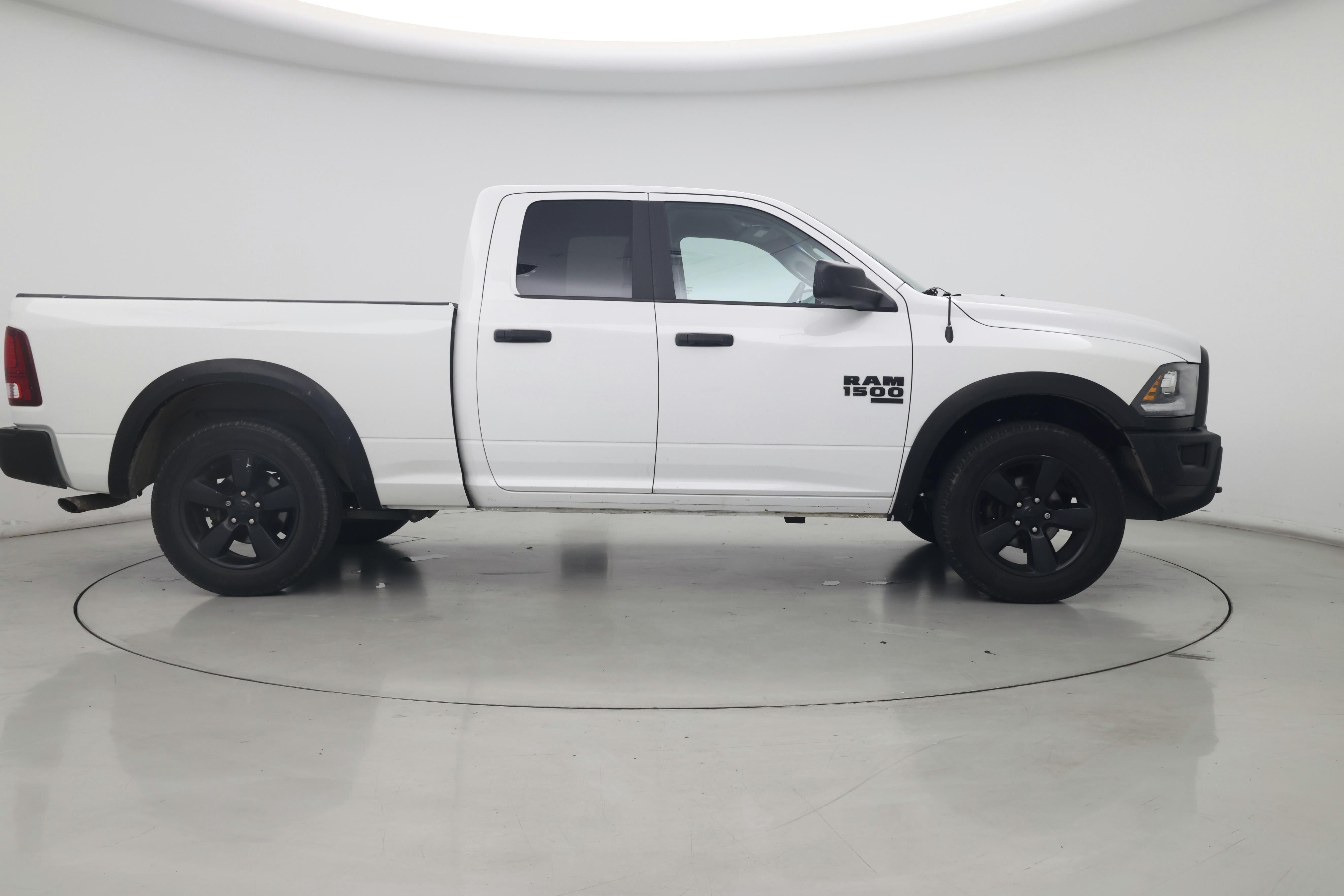 Thumbnail: 2020 RAM 1500 Classic - 7
