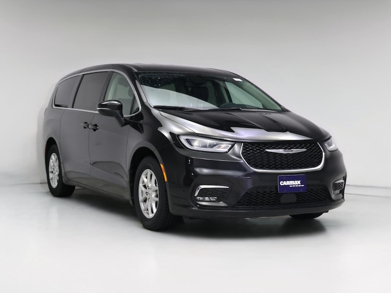 2023 Chrysler Pacifica Touring L -
                  Murrieta, CA