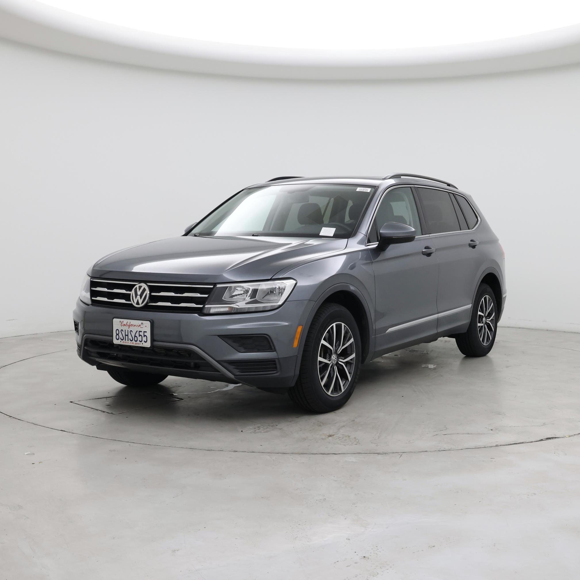 Thumbnail: 2020 Volkswagen Tiguan - 4