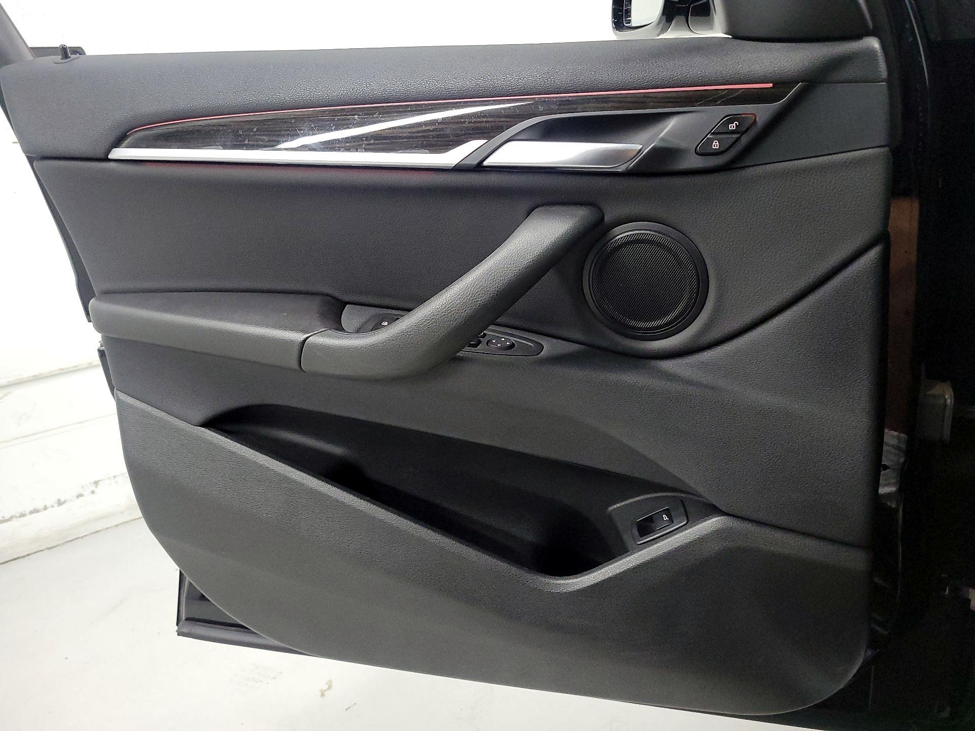 Thumbnail: 2021 BMW X2 - 12