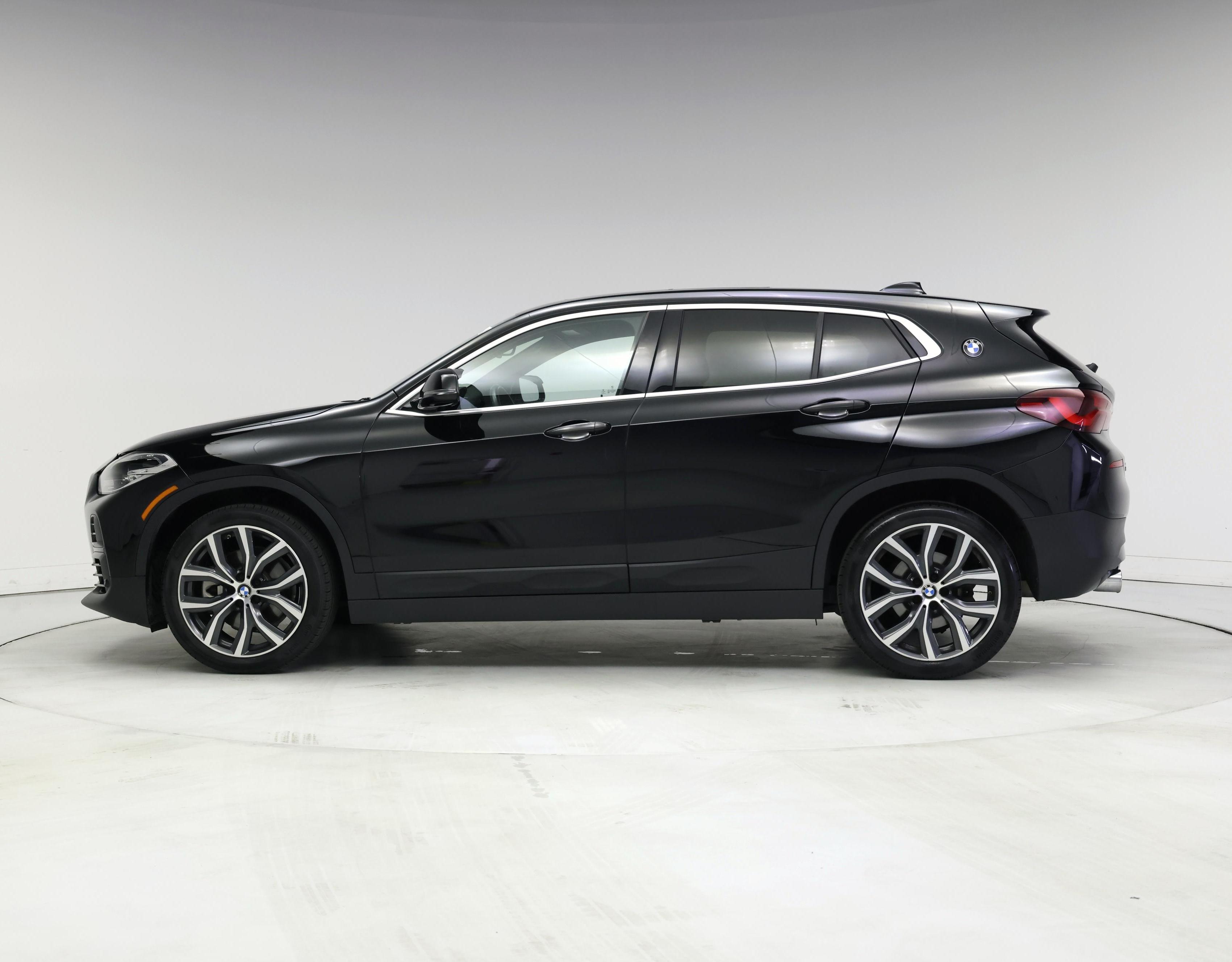 Thumbnail: 2021 BMW X2 - 3