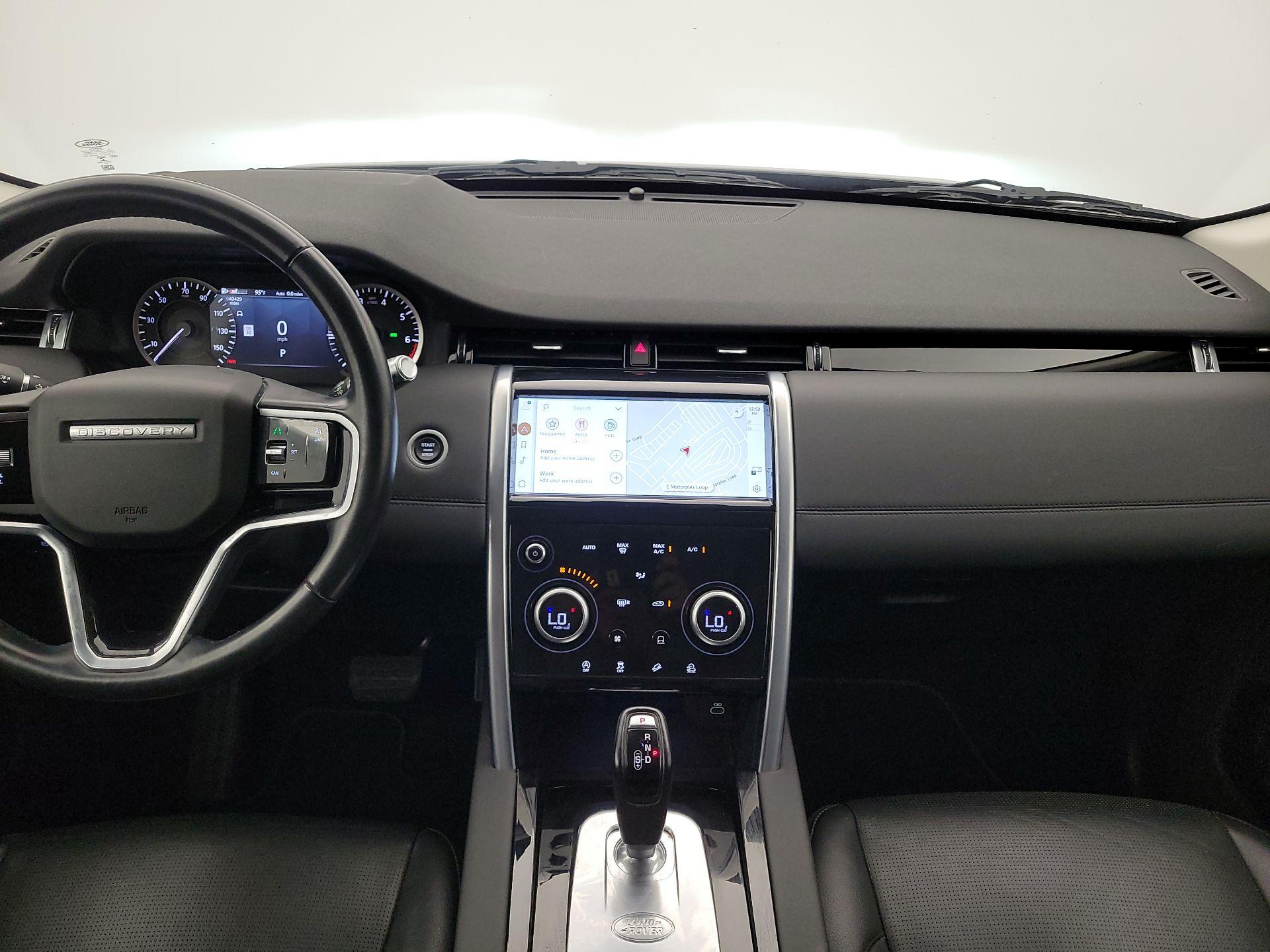 Thumbnail: 2022 Land Rover Discovery Sport - 9