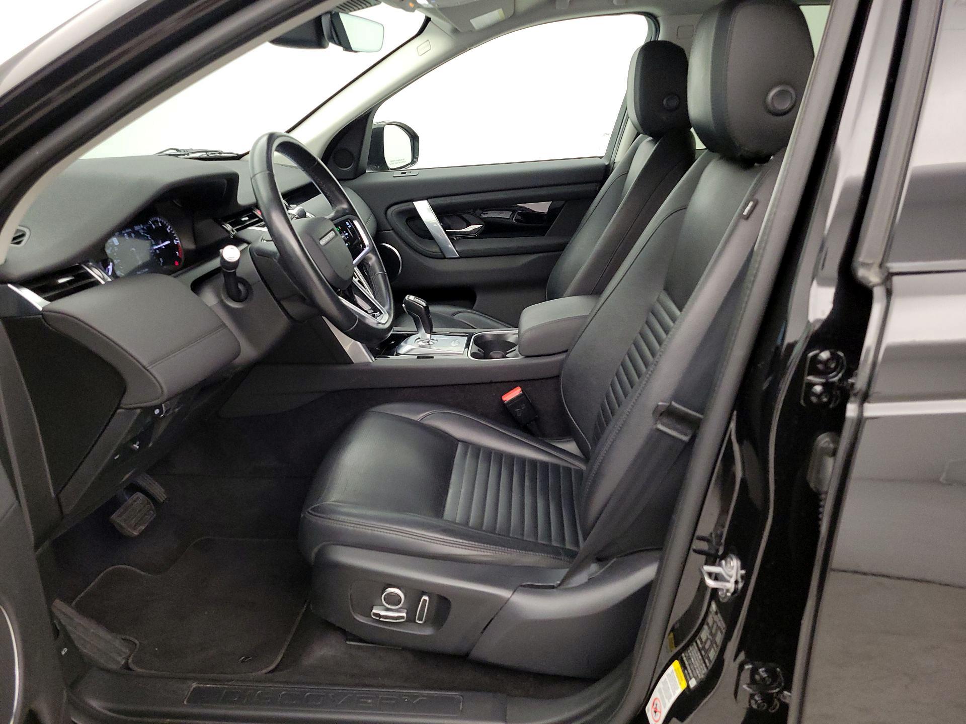 Thumbnail: 2022 Land Rover Discovery Sport - 11