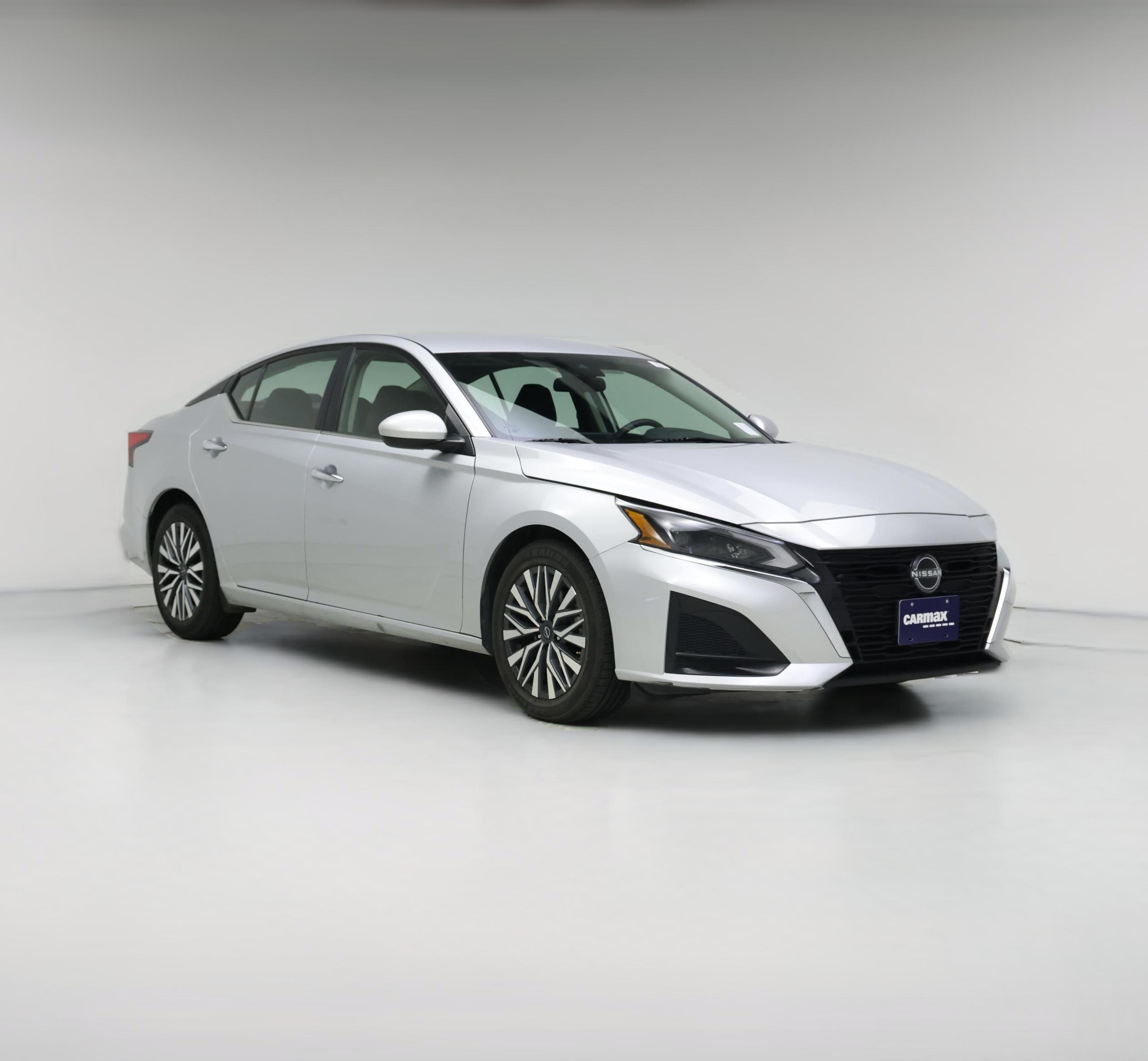 Thumbnail: 2023 Nissan Altima - 1