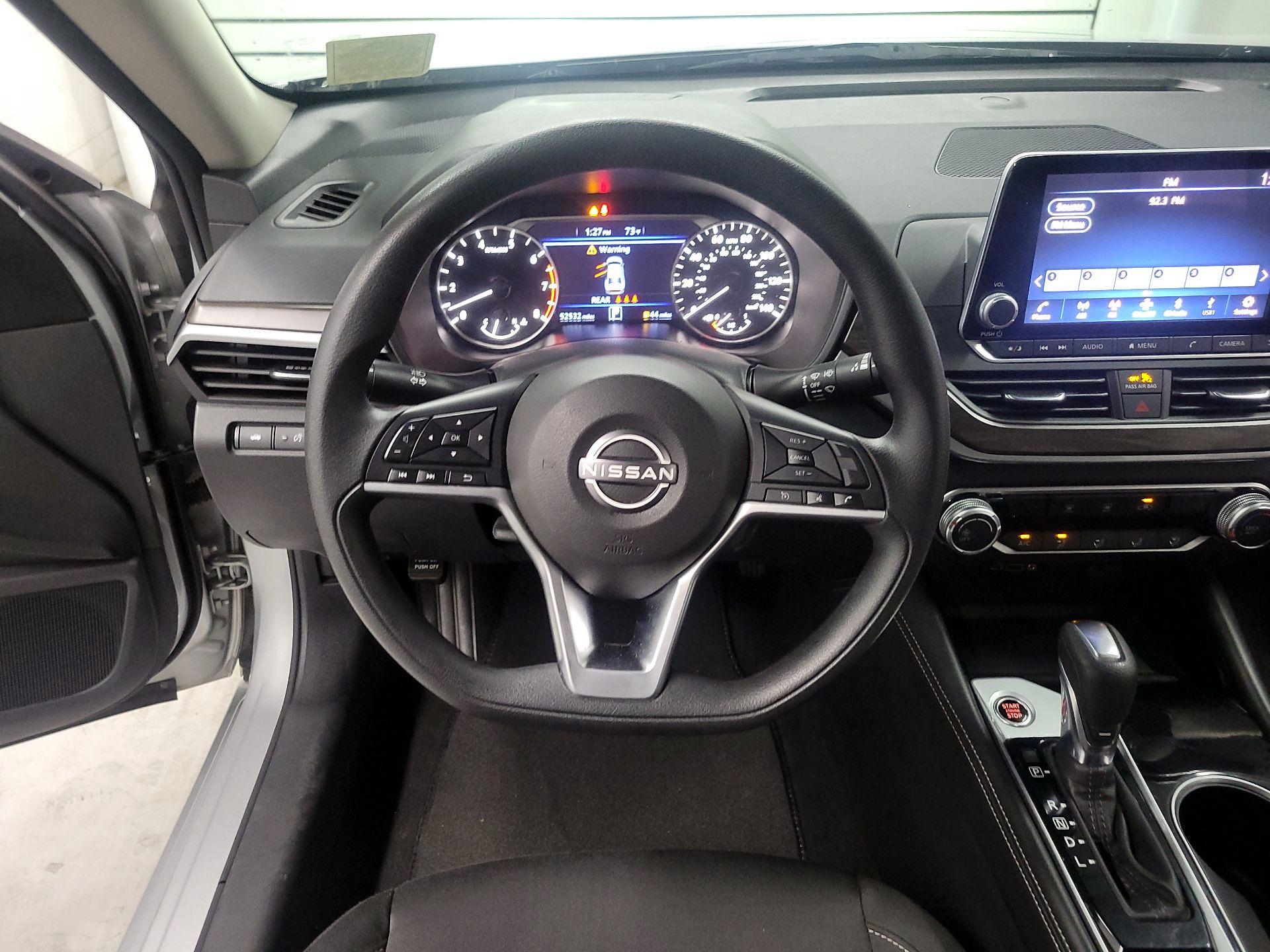 Thumbnail: 2023 Nissan Altima - 10