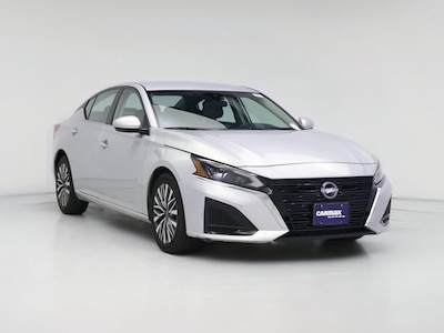 Silver 2023 Nissan Altima SV