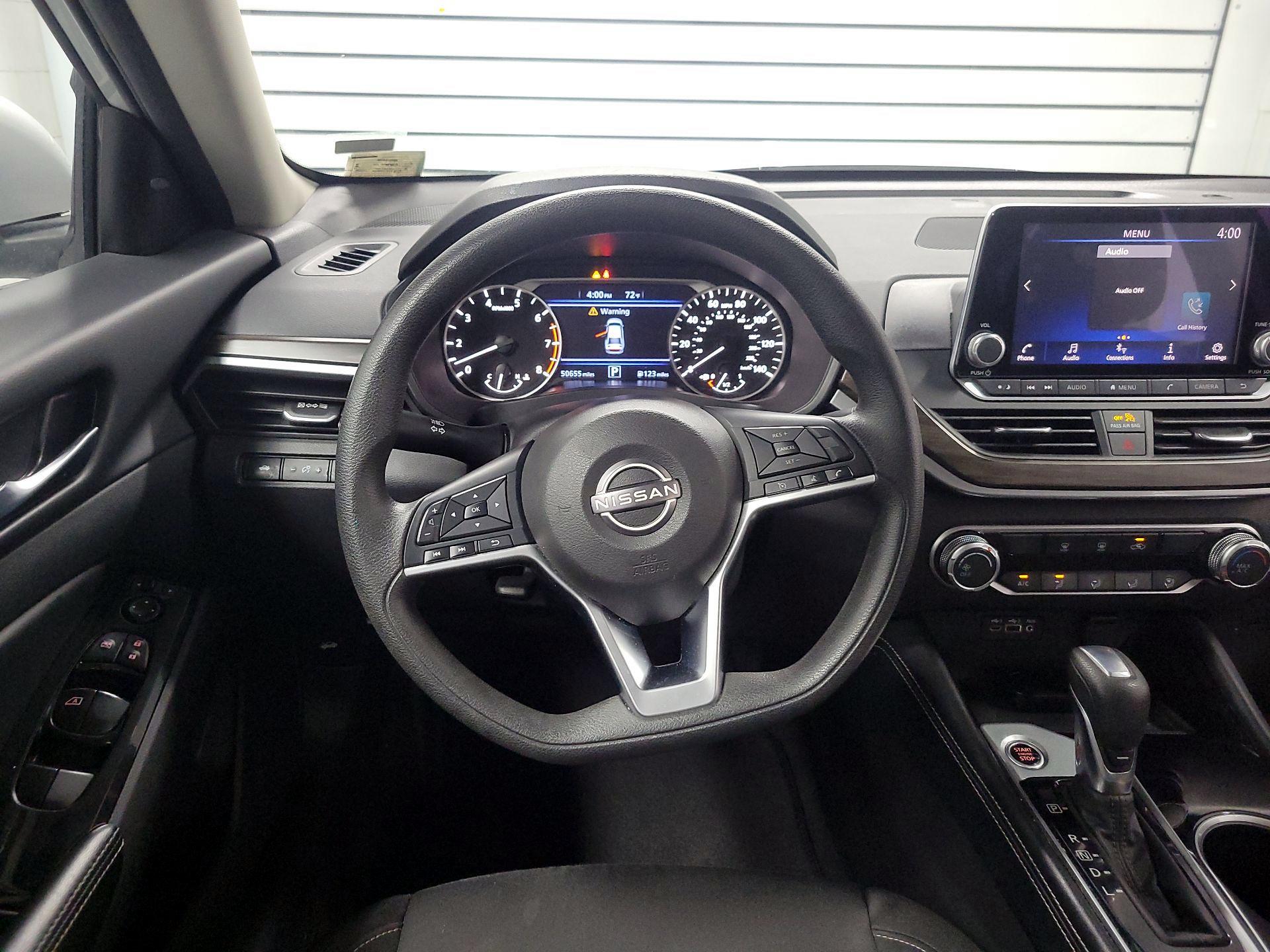 Thumbnail: 2023 Nissan Altima - 10