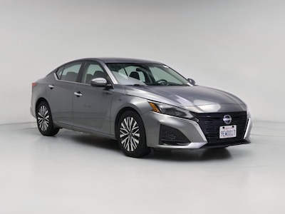 Gray 2023 Nissan Altima SV