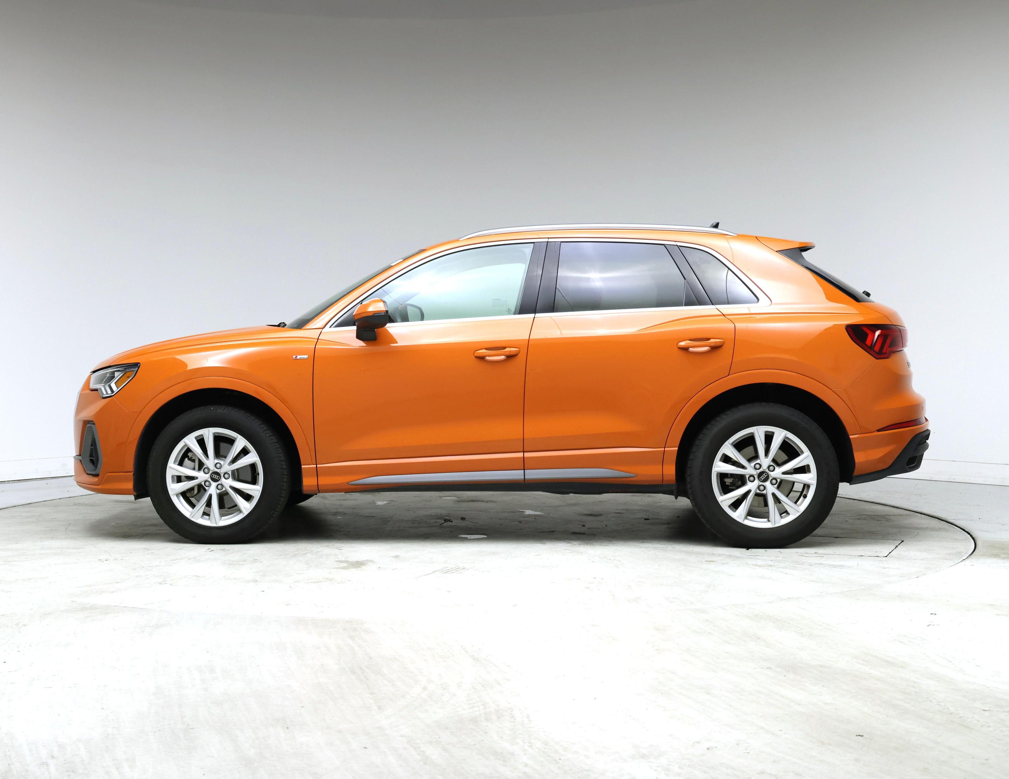 Thumbnail: 2023 Audi Q3 - 3