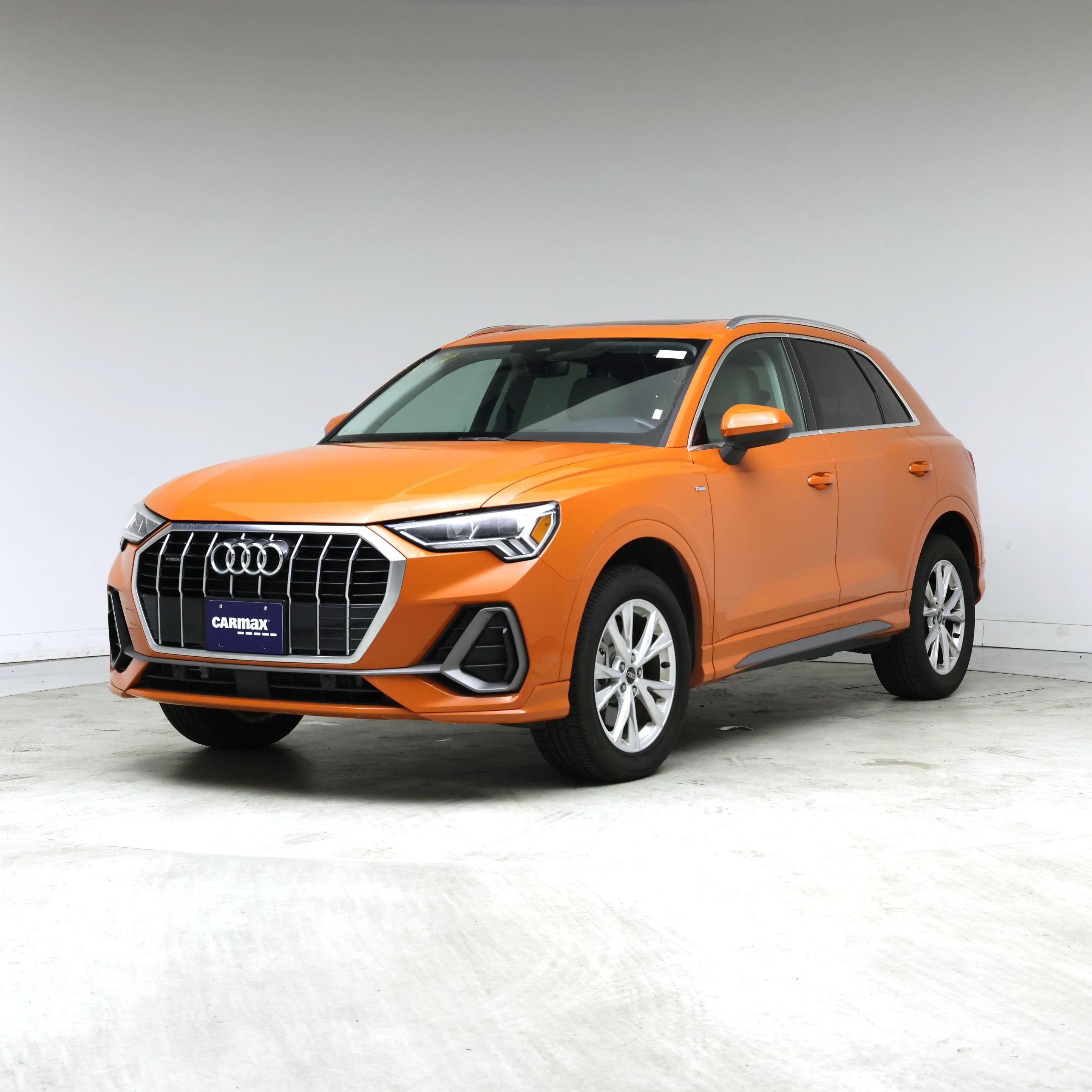 Thumbnail: 2023 Audi Q3 - 4