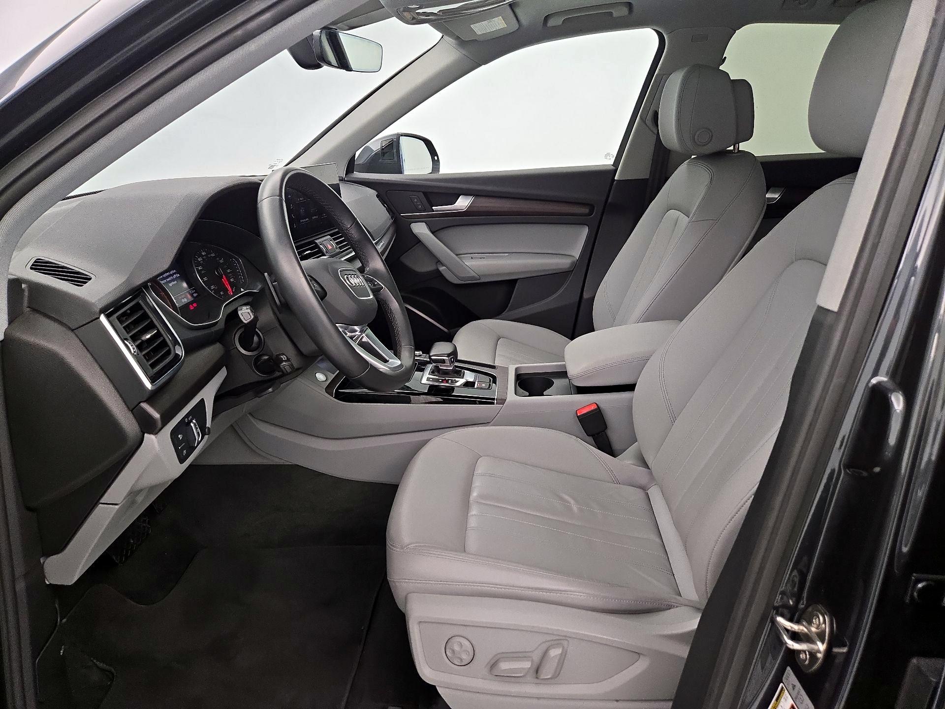 Thumbnail: 2023 Audi Q5 - 11