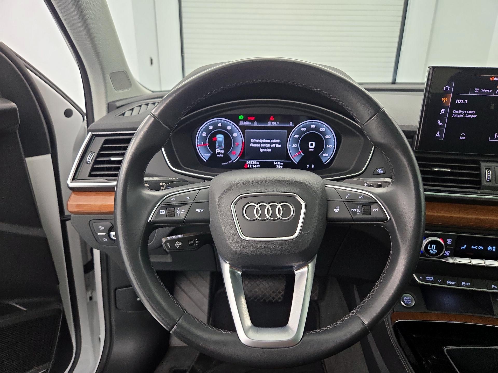 Thumbnail: 2023 Audi Q5 - 10