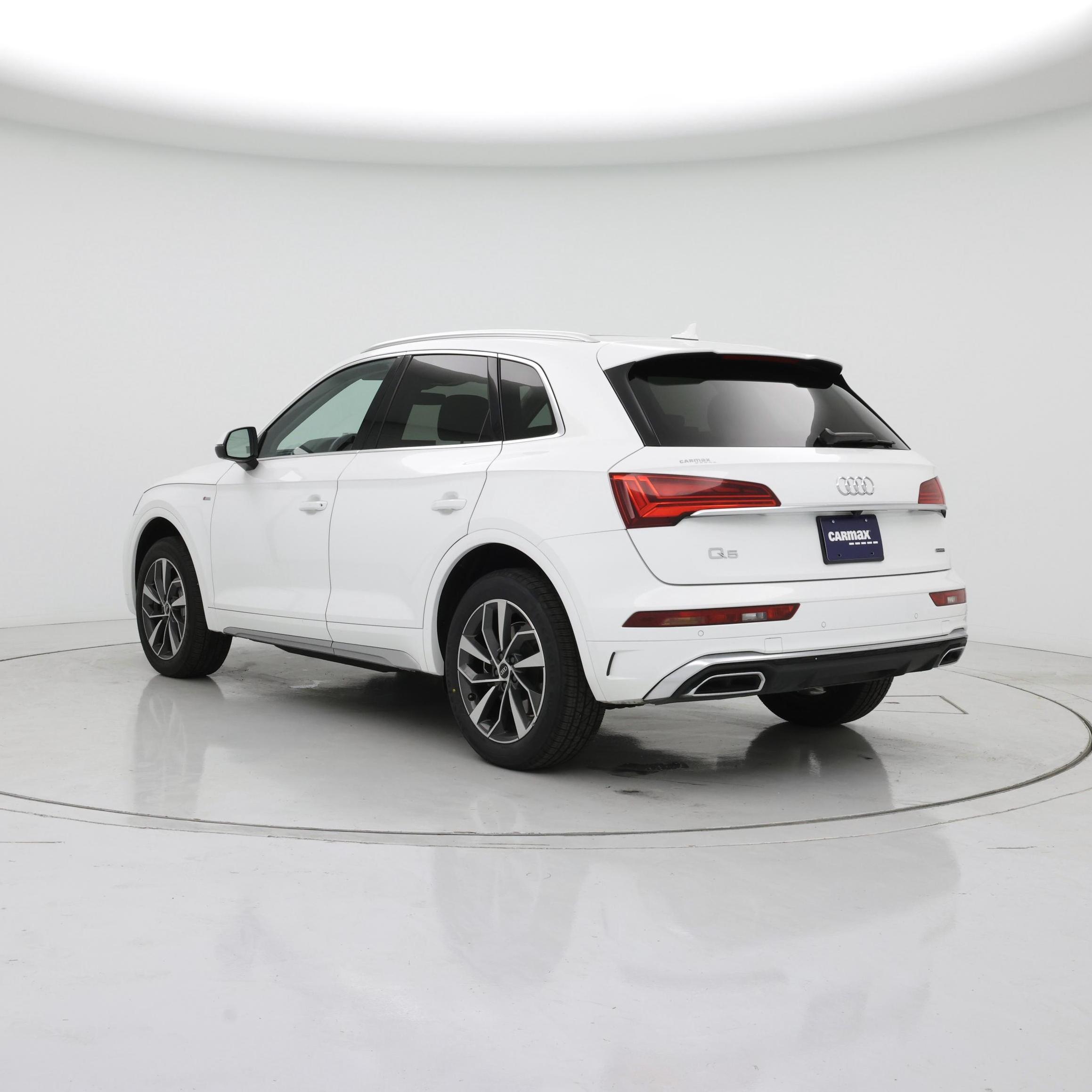 Thumbnail: 2023 Audi Q5 - 2