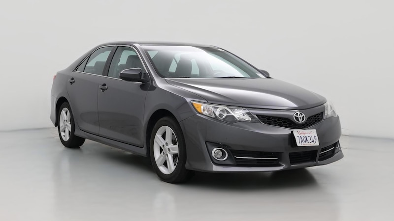 2013 Toyota Camry SE Hero Image