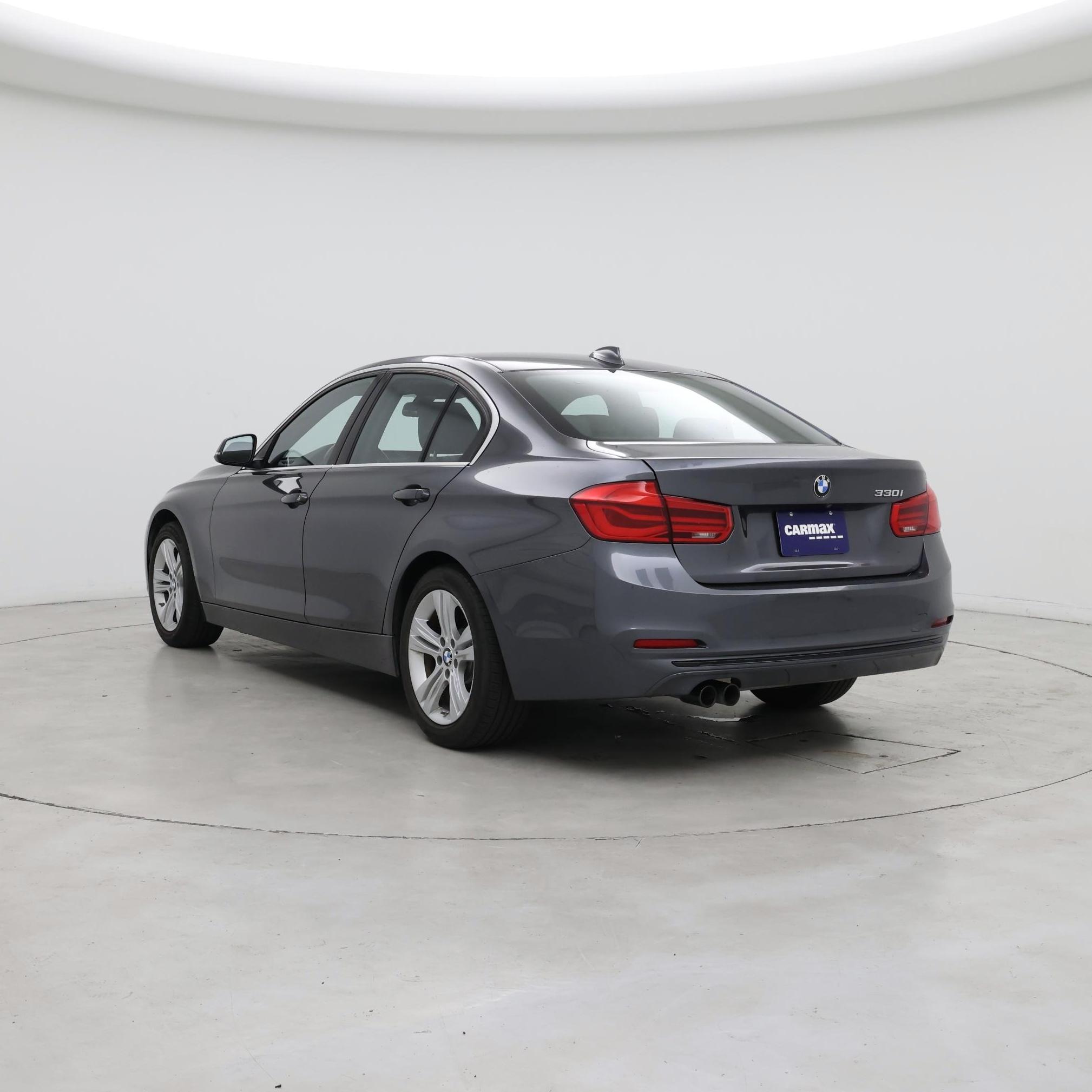 Thumbnail: 2018 BMW 3 Series - 2