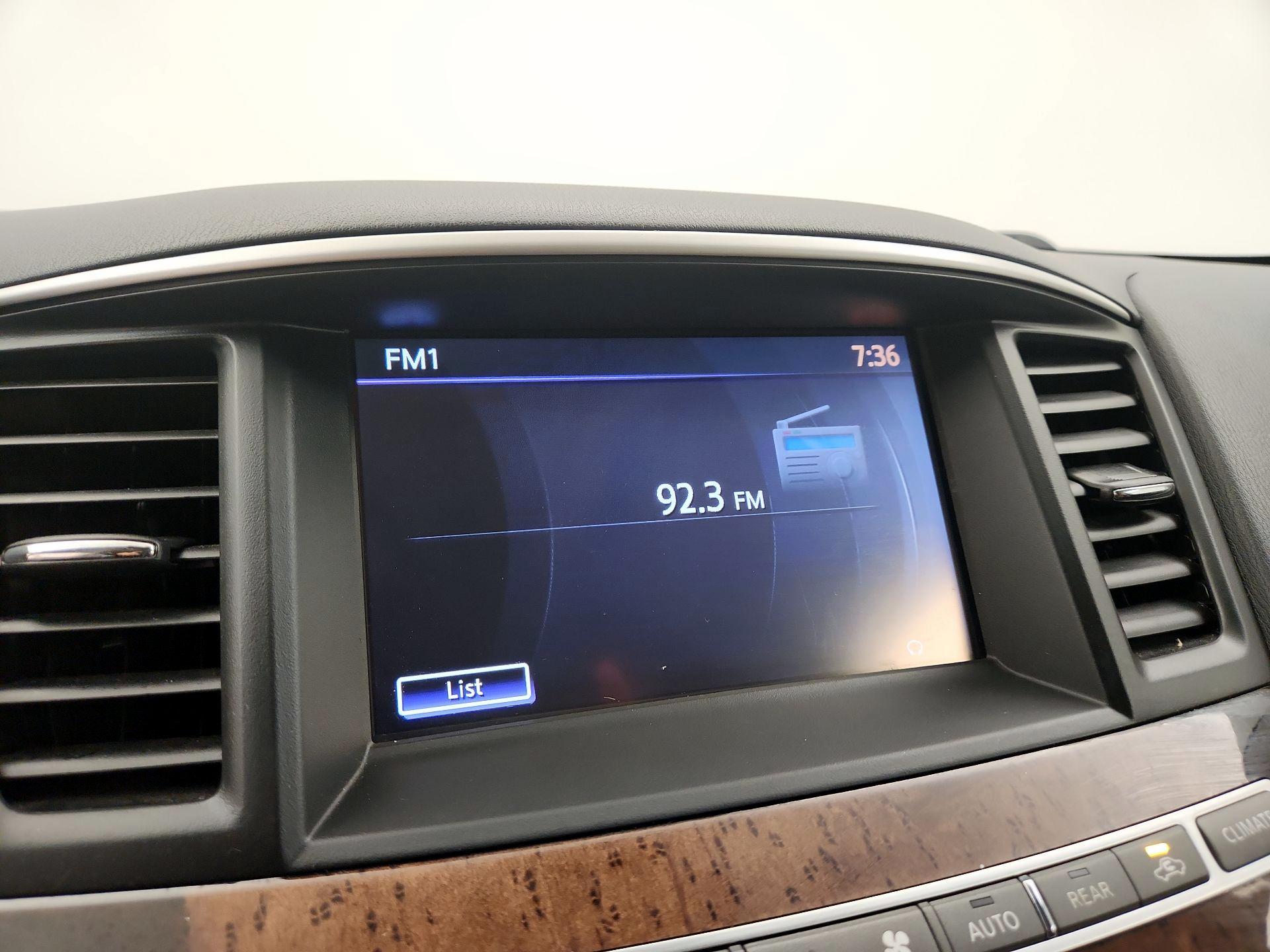 Thumbnail: 2015 INFINITI QX60 - 16