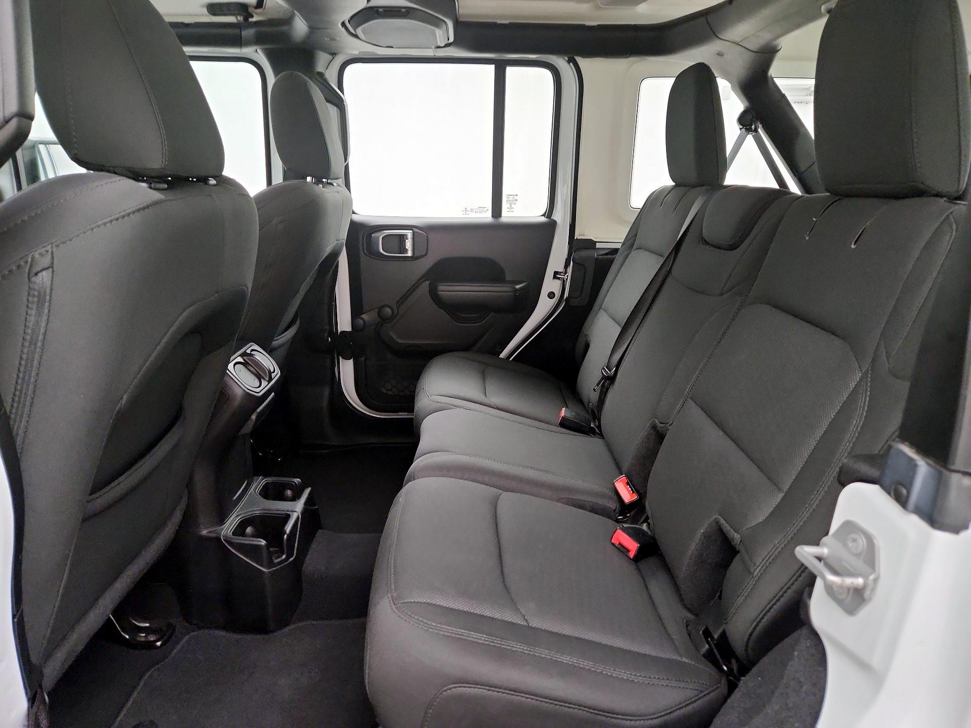 Thumbnail: 2019 Jeep Wrangler - 19