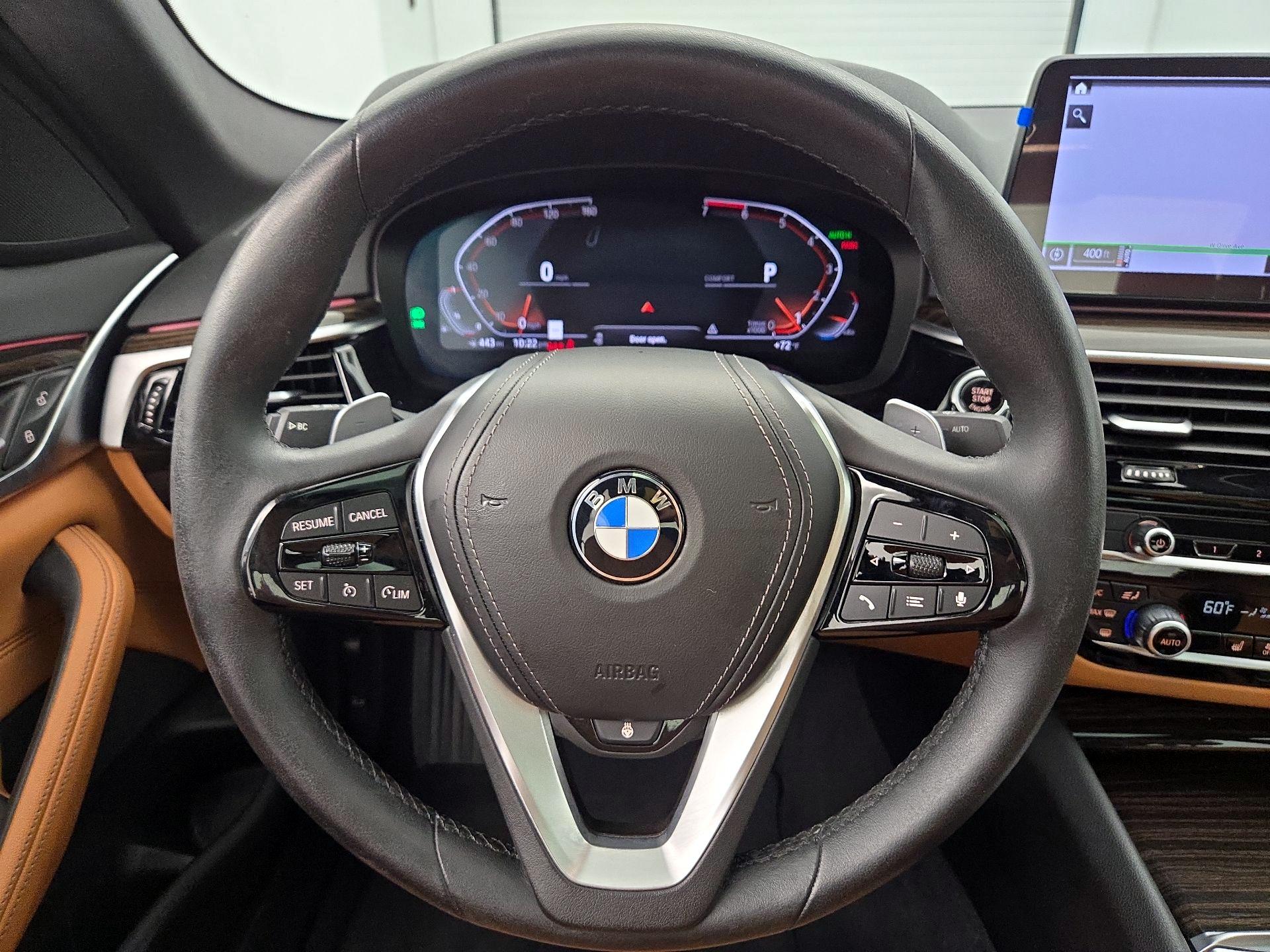Thumbnail: 2022 BMW 5 Series - 10