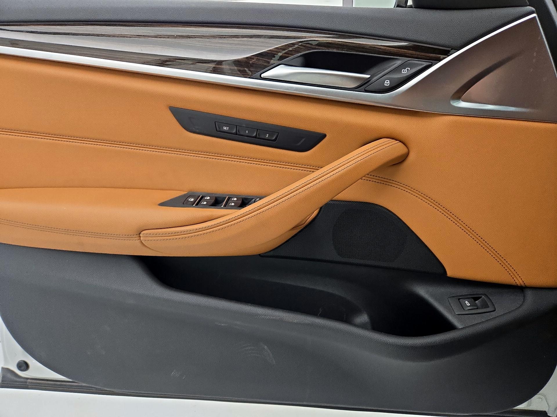 Thumbnail: 2022 BMW 5 Series - 12
