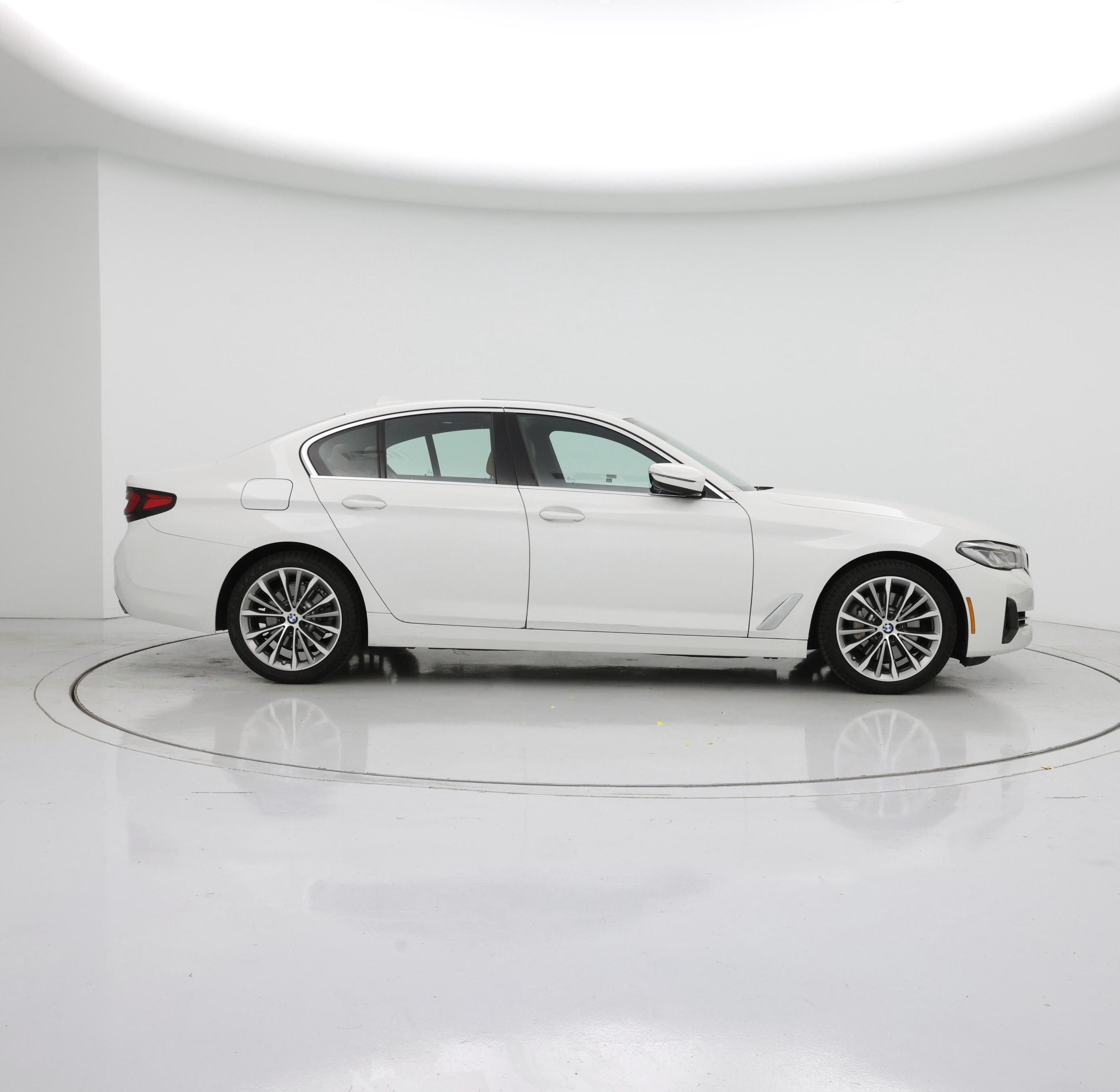 Thumbnail: 2022 BMW 5 Series - 7