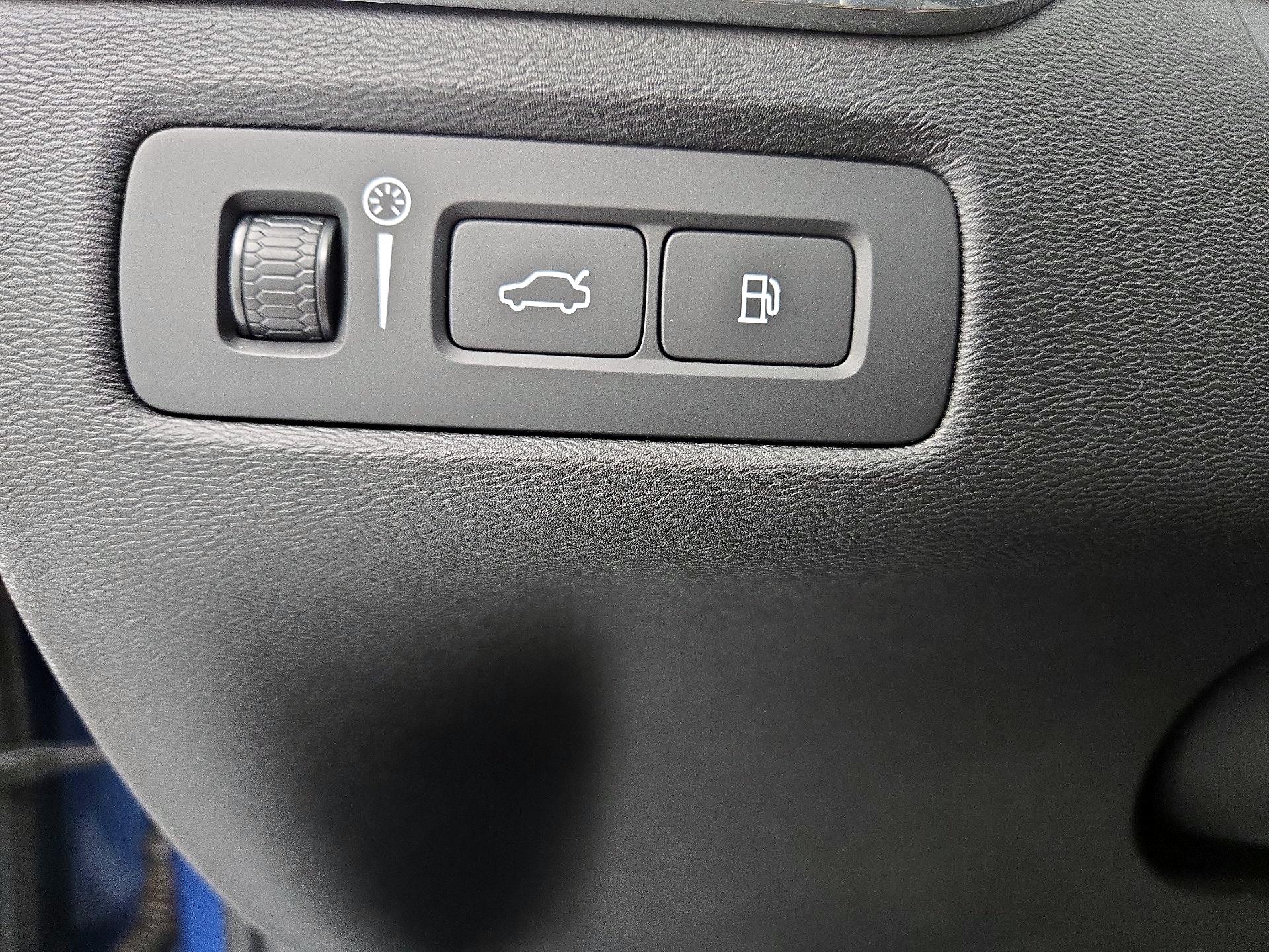 Thumbnail: 2019 Volvo XC60 - 13