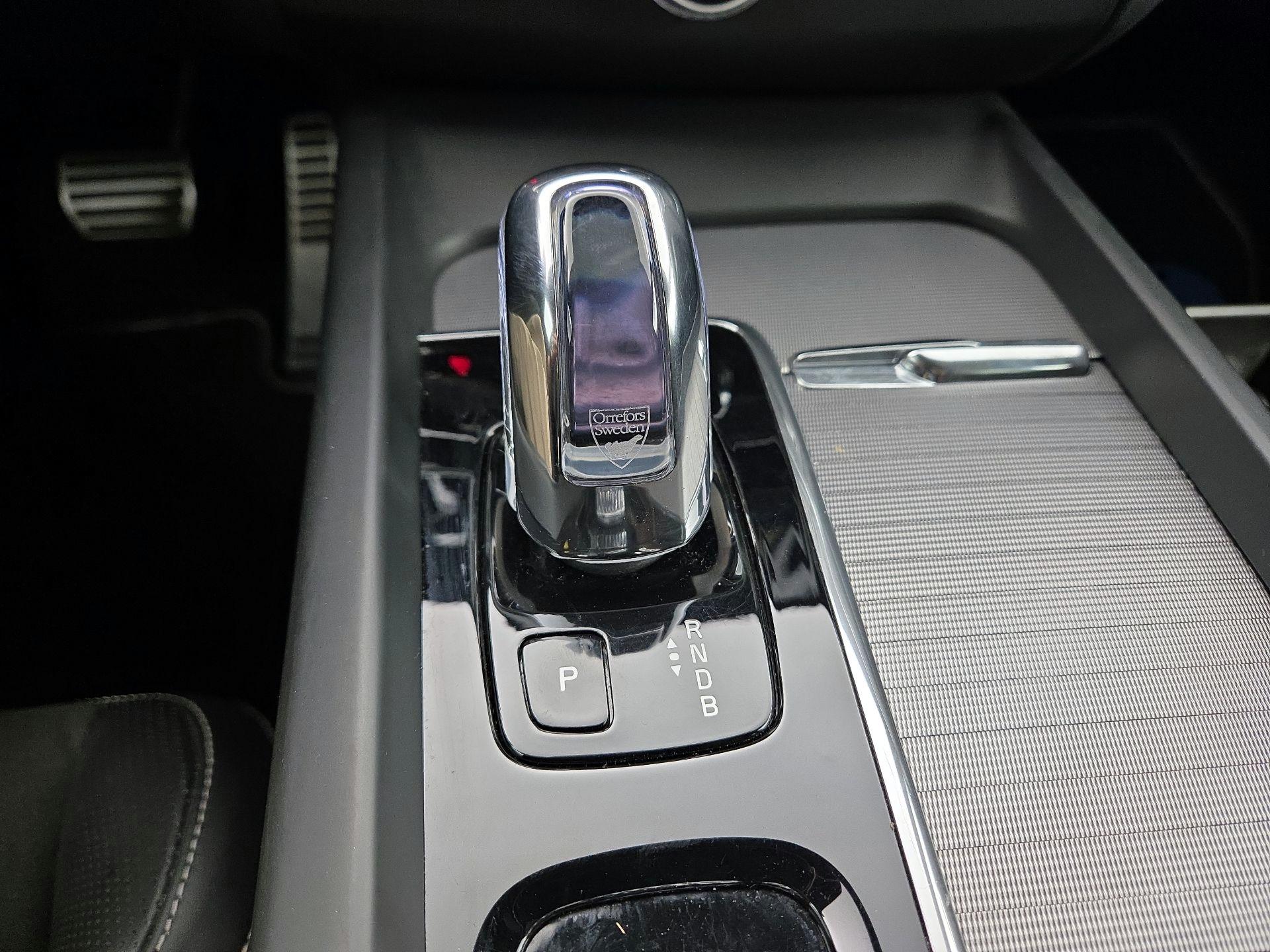 Thumbnail: 2019 Volvo XC60 - 18