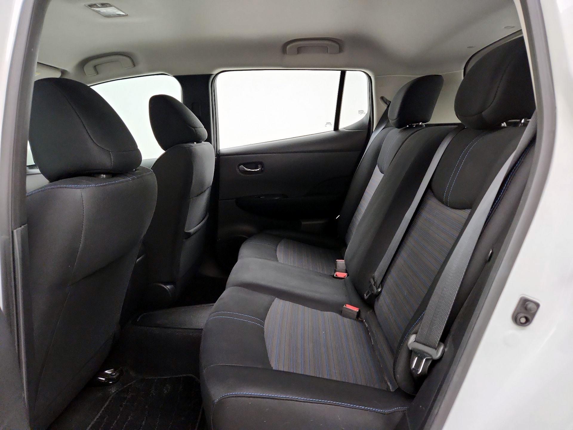 Thumbnail: 2019 Nissan Leaf - 19