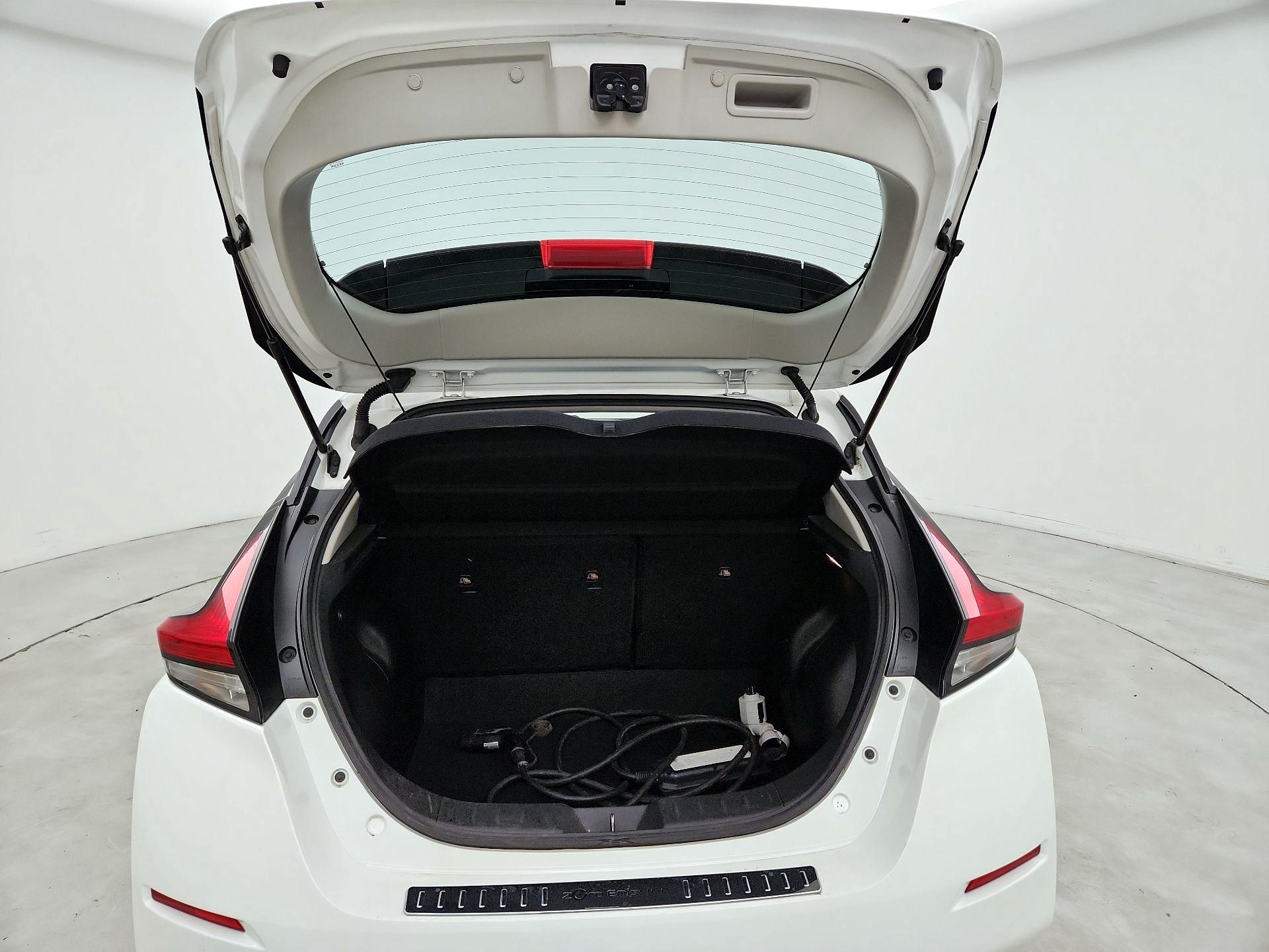 Thumbnail: 2019 Nissan Leaf - 20