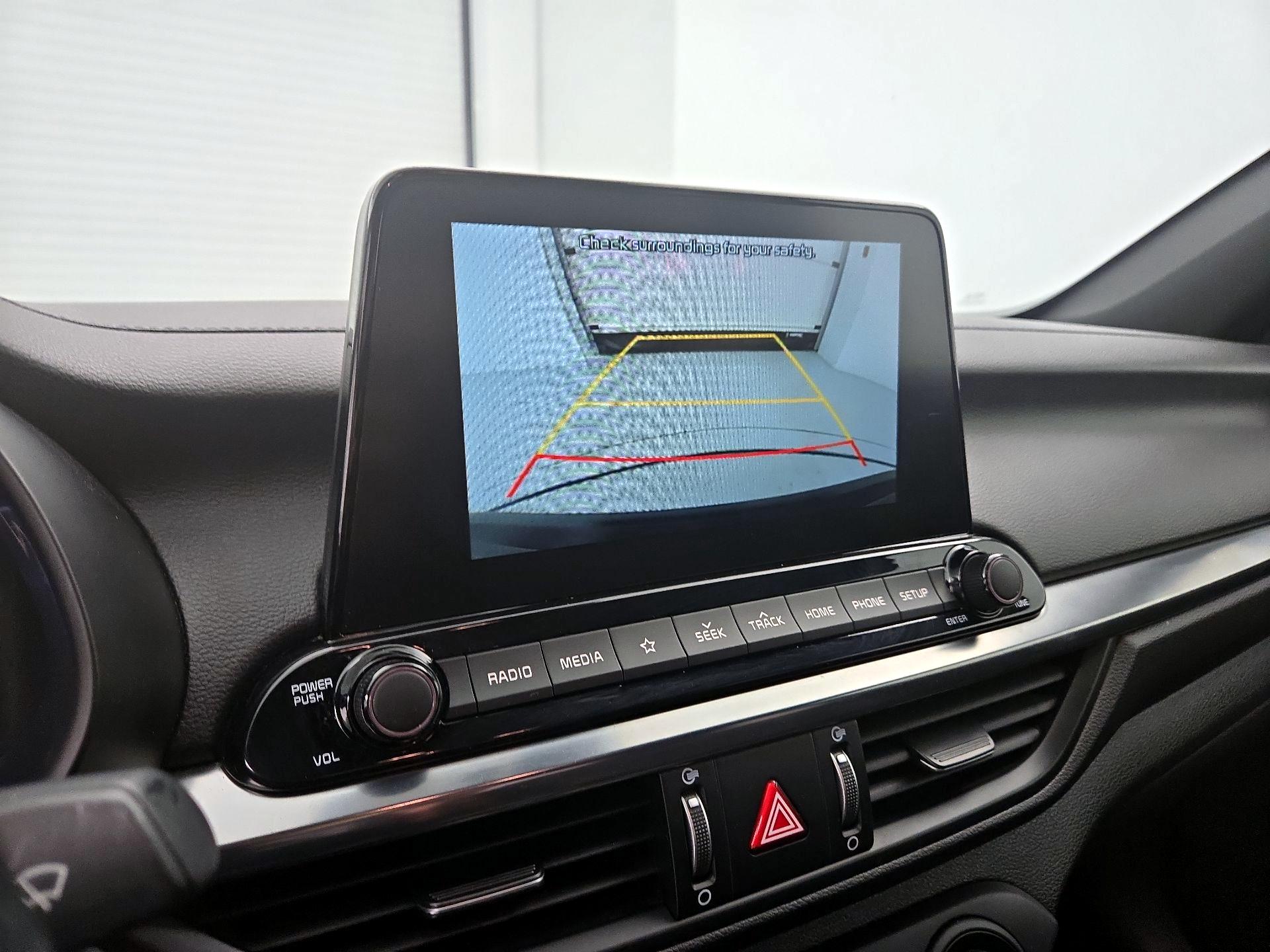 Thumbnail: 2021 Kia Forte - 14