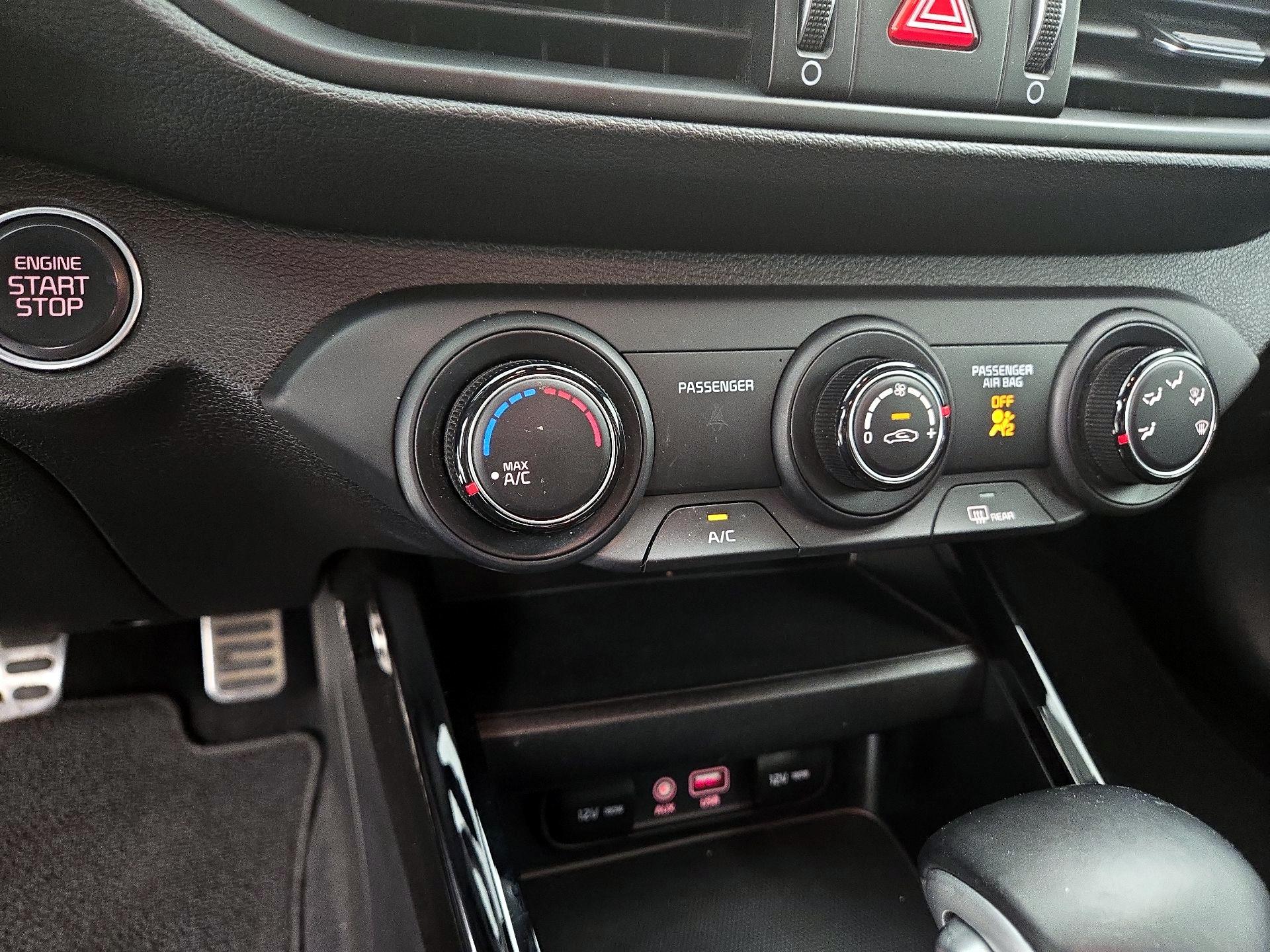 Thumbnail: 2021 Kia Forte - 16