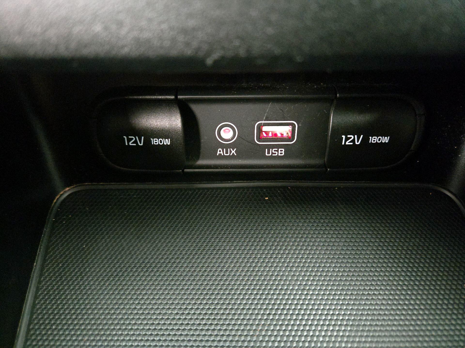 Thumbnail: 2021 Kia Forte - 18