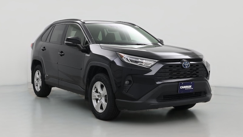 2021 Toyota RAV4 XLE Hero Image