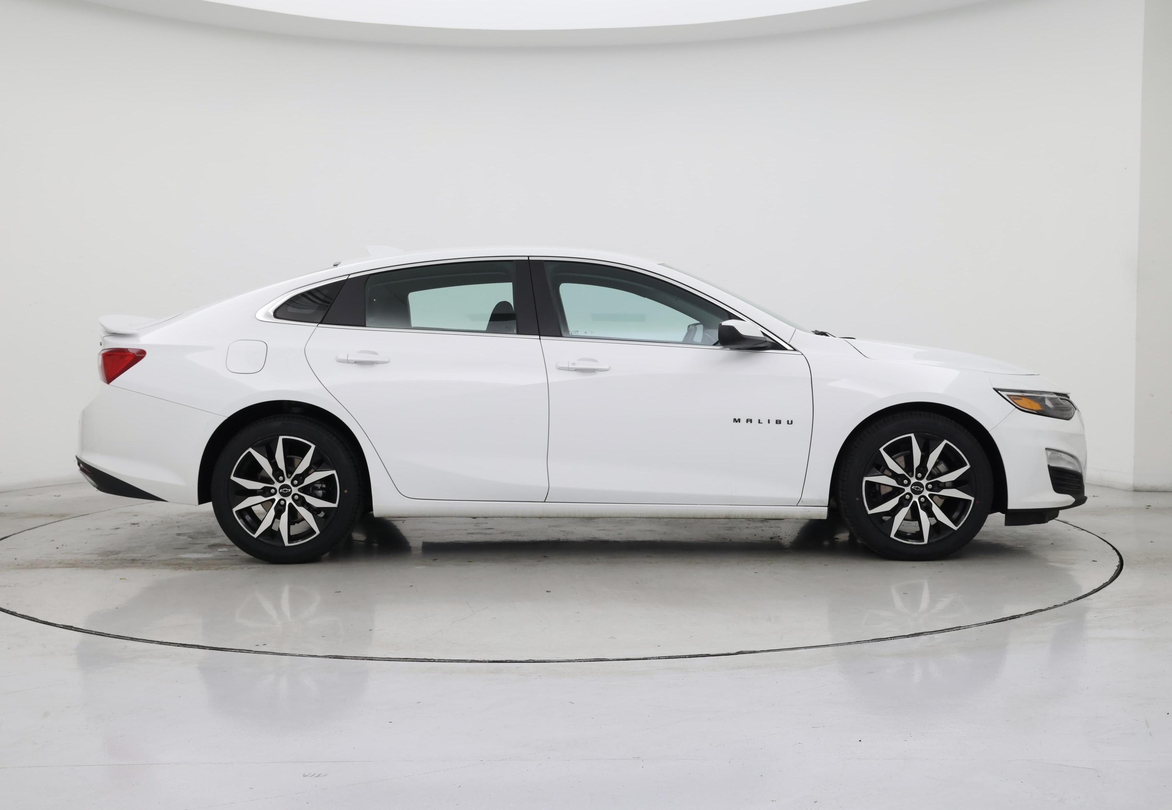 Thumbnail: 2022 Chevrolet Malibu - 7